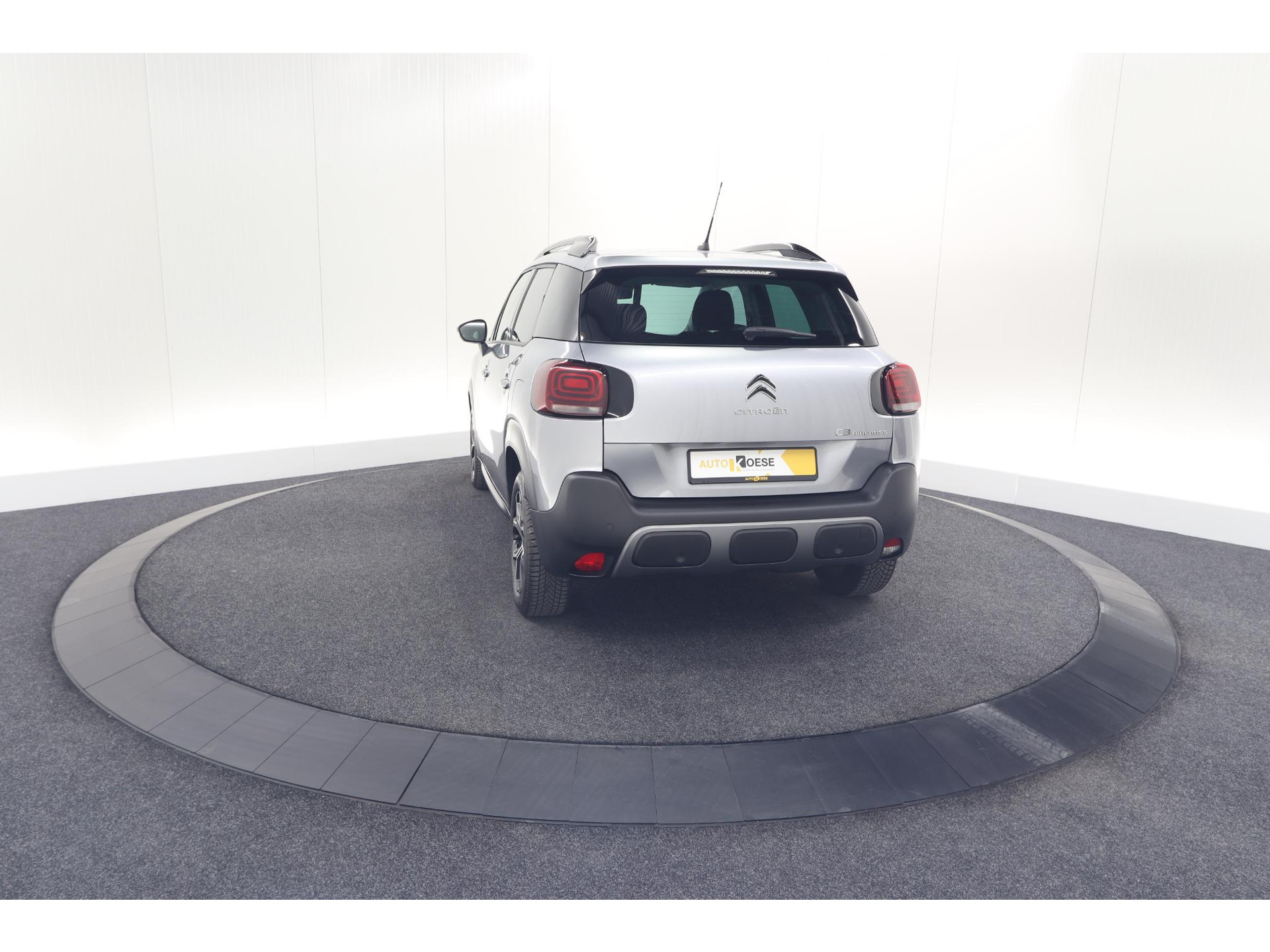 Citroen C3 Aircross PureTech 130 EAT6 Max | Allseason Banden | Parkeersensoren | Navigatie | Apple Carplay