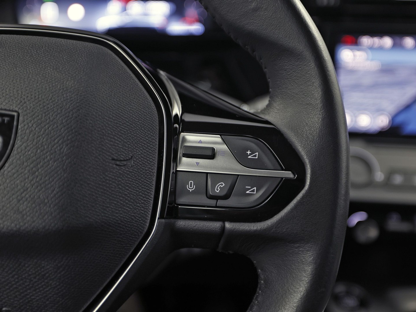 Peugeot 308 SW 1.2 PureTech Active Sport (VIRTUAL COCKPIT, APPLE CARPLAY, GROOT NAVI, SPORTSTOELEN, STOELVERWARMING, PARKEERSENSOREN, LANE ASSIST, CRUISE, NIEUWSTAAT)