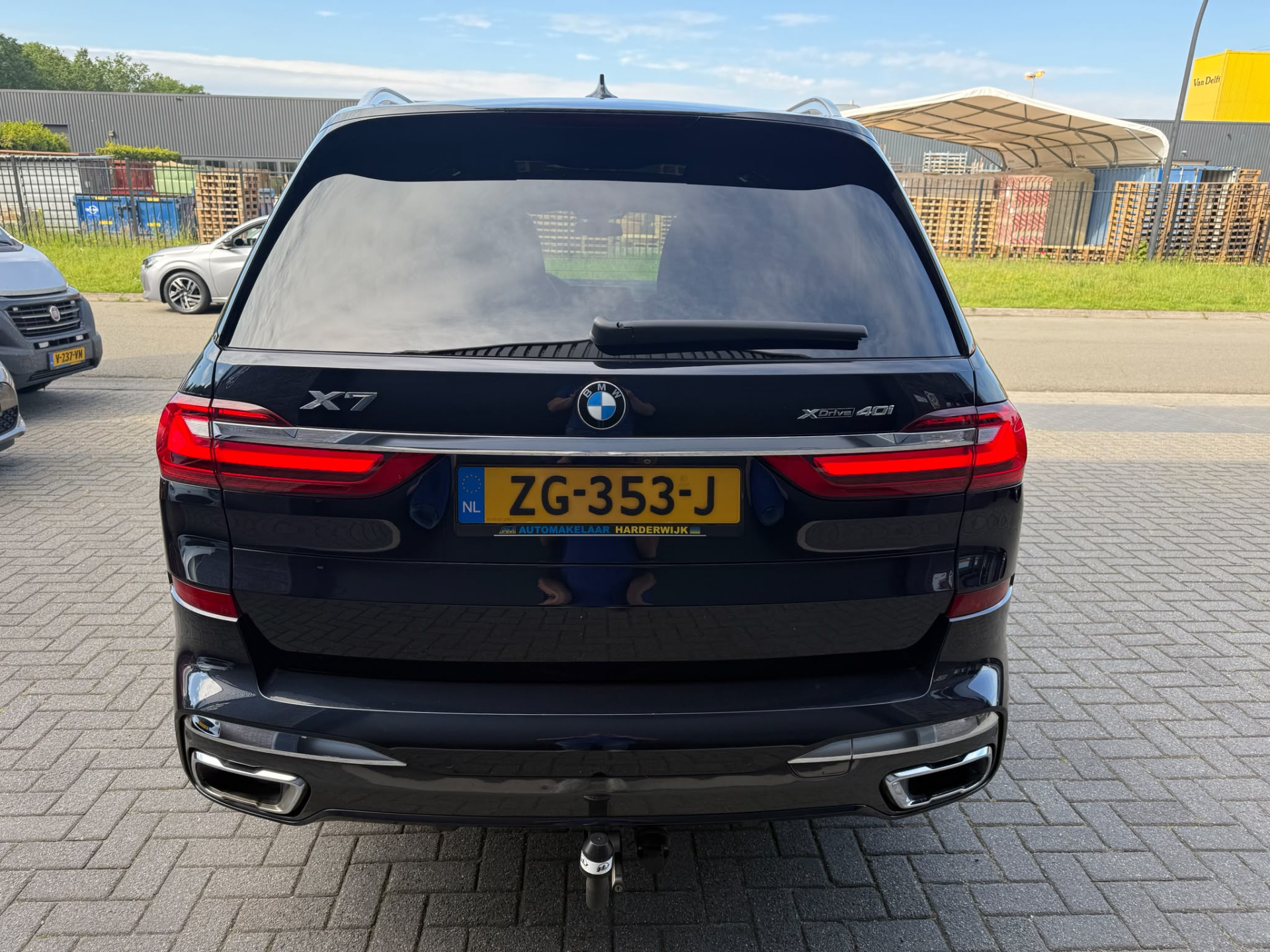BMW X7 xDrive40i 6p. | 2E EIGENAAR | 3/6/12MND GARANTIE| M-SPORT |PANO | LASER | LED | B&W | MASSAGE | CARPLAY | TREKHAAK | DAB | BOMVOL |