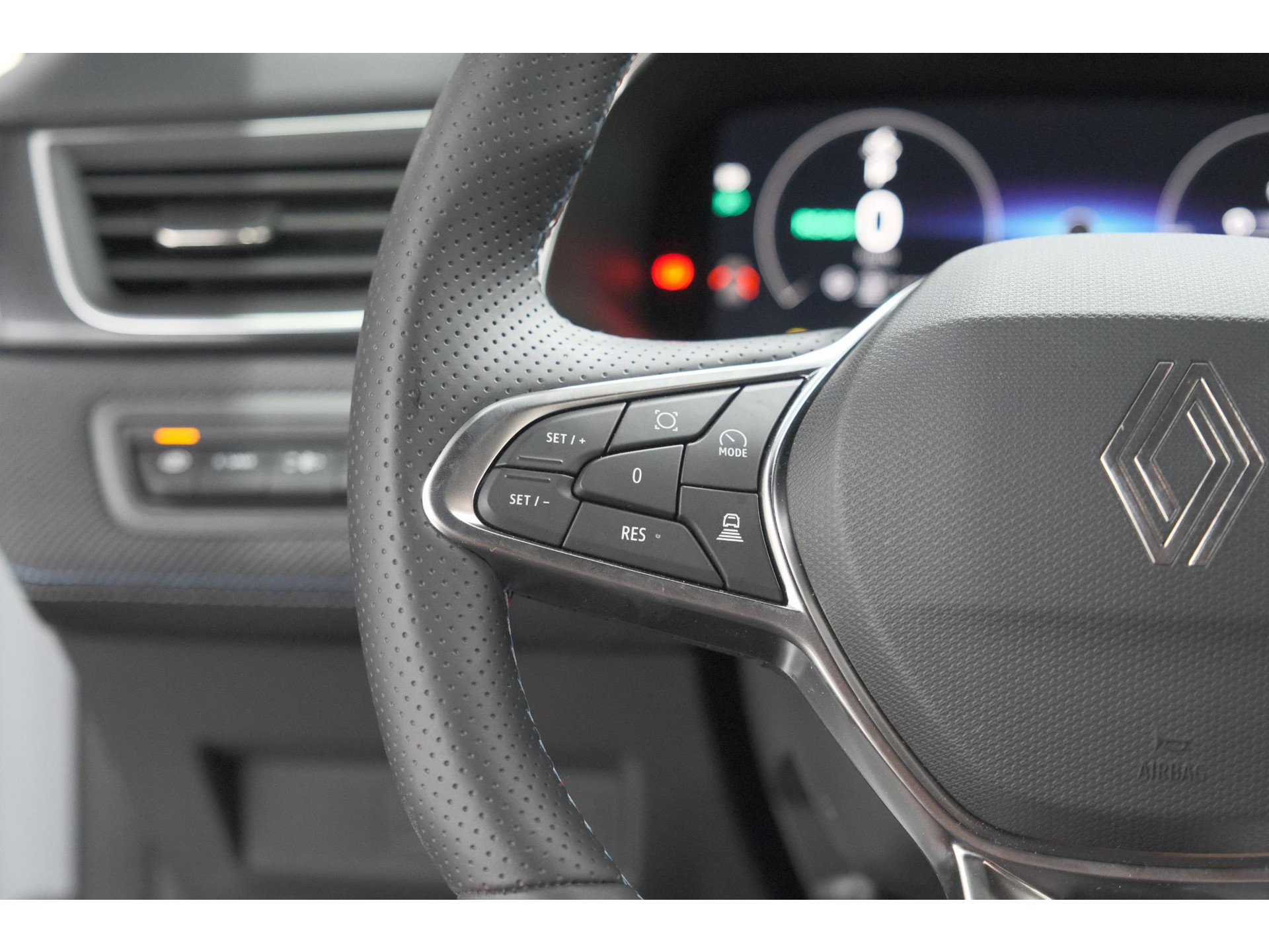 Renault Captur 1.8 E-Tech Full Hybrid 160 Esprit Alpine | Rondom Camerazicht | Dodehoekdetectie | Adaptieve Cruise Control