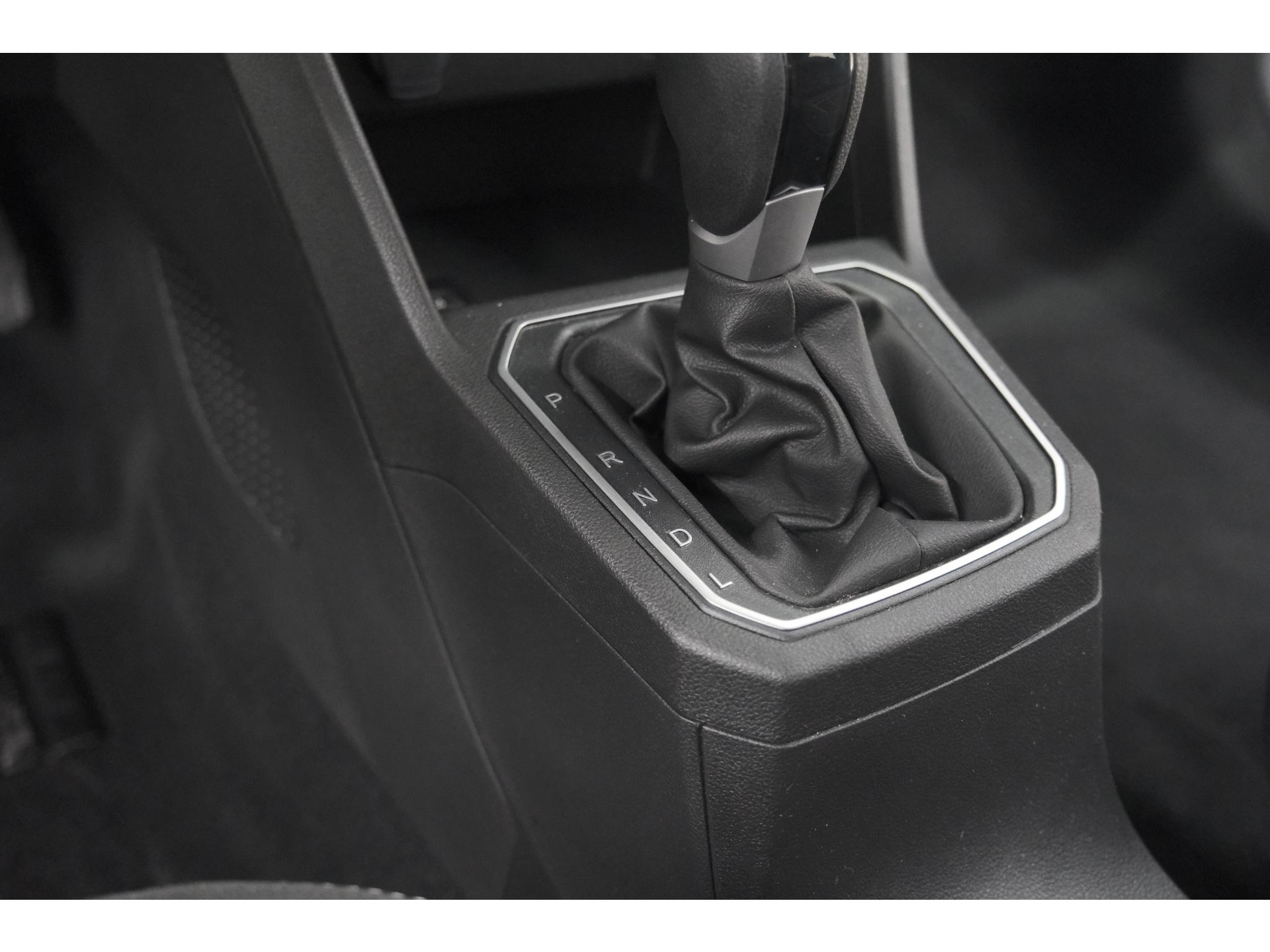 Dacia Sandero TCe 90 CVT Expression | Parkeersensoren | Apple Carplay | Cruise Control