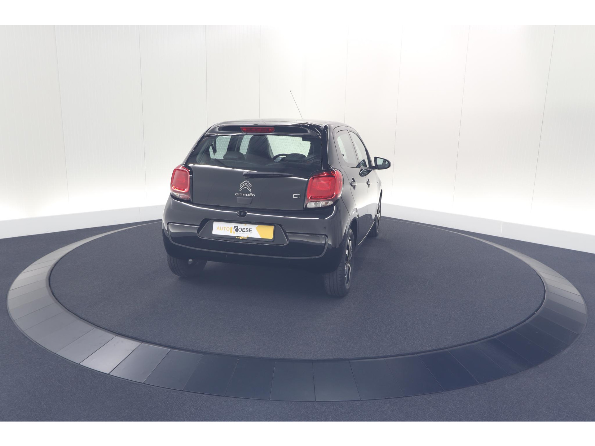 Citroen C1 1.0 VTi Shine | Automaat | Stoelverwarming | Camera | Lederen bekleding