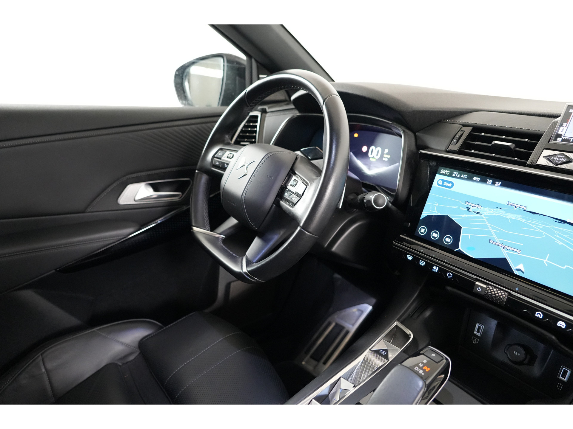 DS 7 E-Tense 4x4 Opéra 360 pk PHEV | SOH 93.5% | Pano | Massage | Nachtzicht | Focal | 360° Cam | Nappa |
