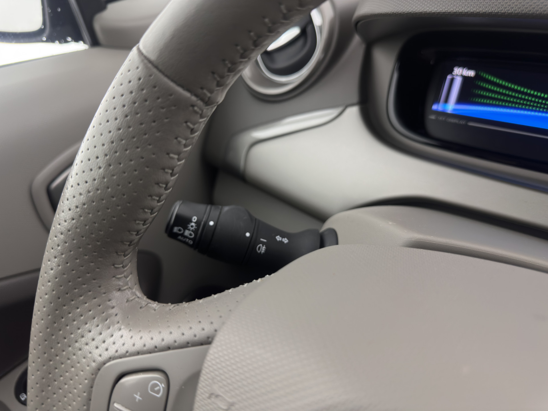 Renault ZOE R90 Bose 41 kWh (Inclusive-Battery) [ 3-Fase ] {SOH-85%} Aut.*LUXURY-LEATHER | BOSE-AUDIO | NAVI-FULLMAP | FULL-LED | DIGI-COCKPIT | CRUISE | ECC | PDC | PRIVACY-GLASS | HEATED-COMFORTSEATS | 16"ALU*