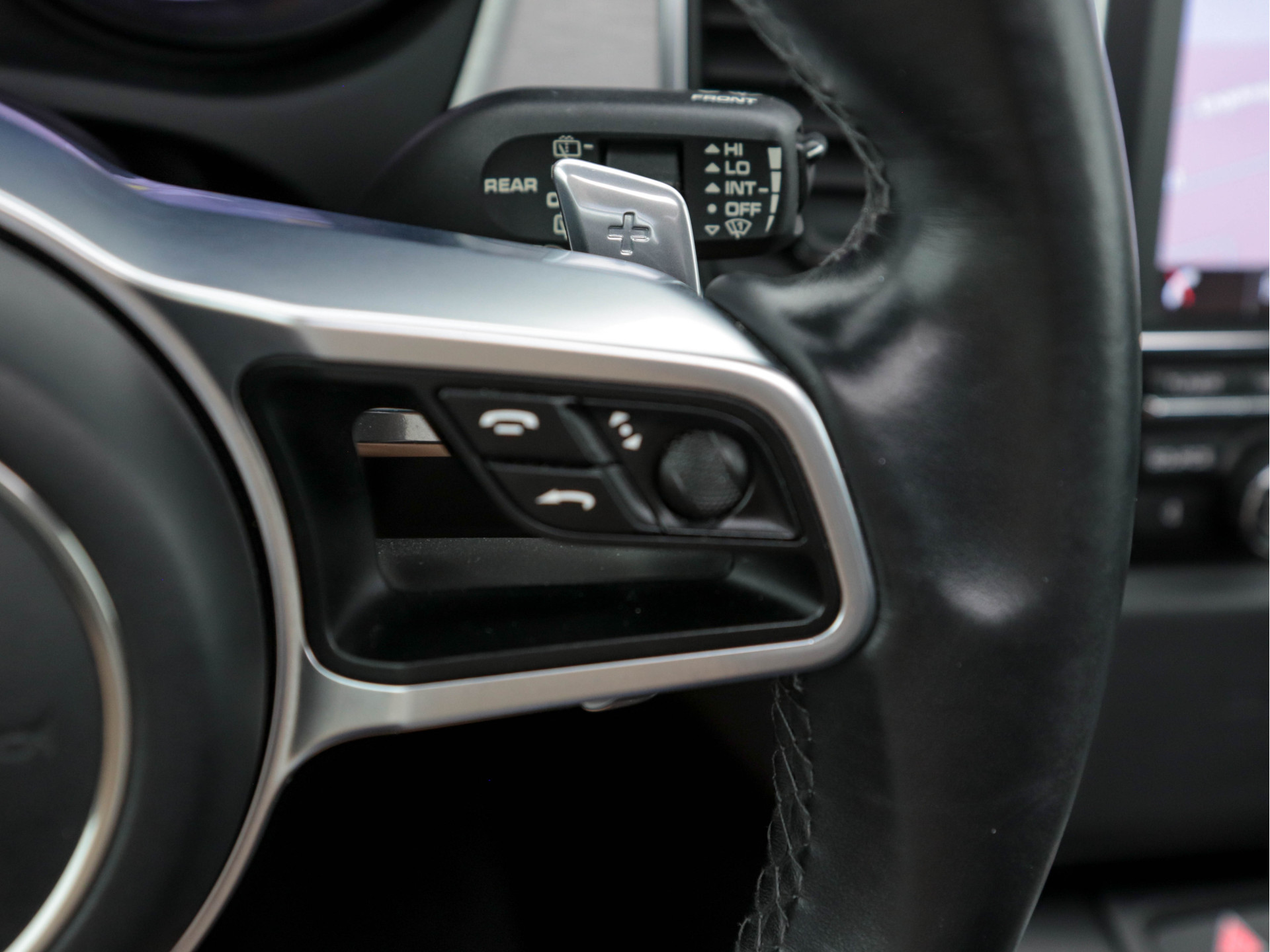 Porsche Macan 3.6 Turbo Aut. *PANO | XENON | FULL-LEATHER  | BOSE-SOUND | NL-AUTO | NAVI-PROF | XENON | COMFORT-SEATS | CAMERA | ECC | PDC | ALCANTARA | MODEL-2015*