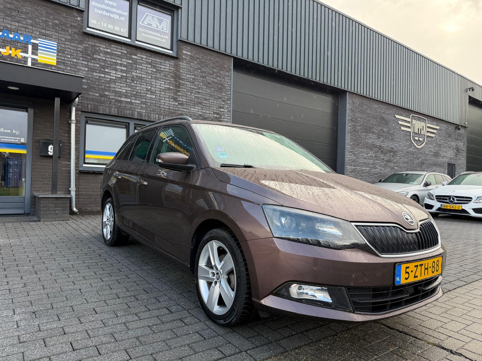 ŠKODA Fabia Combi 1.2 TSI First Edition Ambition | 2E EIGENAAR | 3/6/12MND GARANTIE | CRUISE | DAB | AIRCO | LMV | ELECRAMEN |