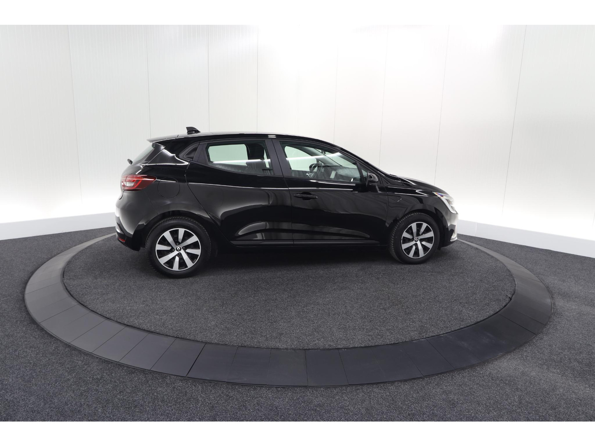 Renault Clio TCe 90 Evolution | Apple Carplay | Cruise Control | Navigatie