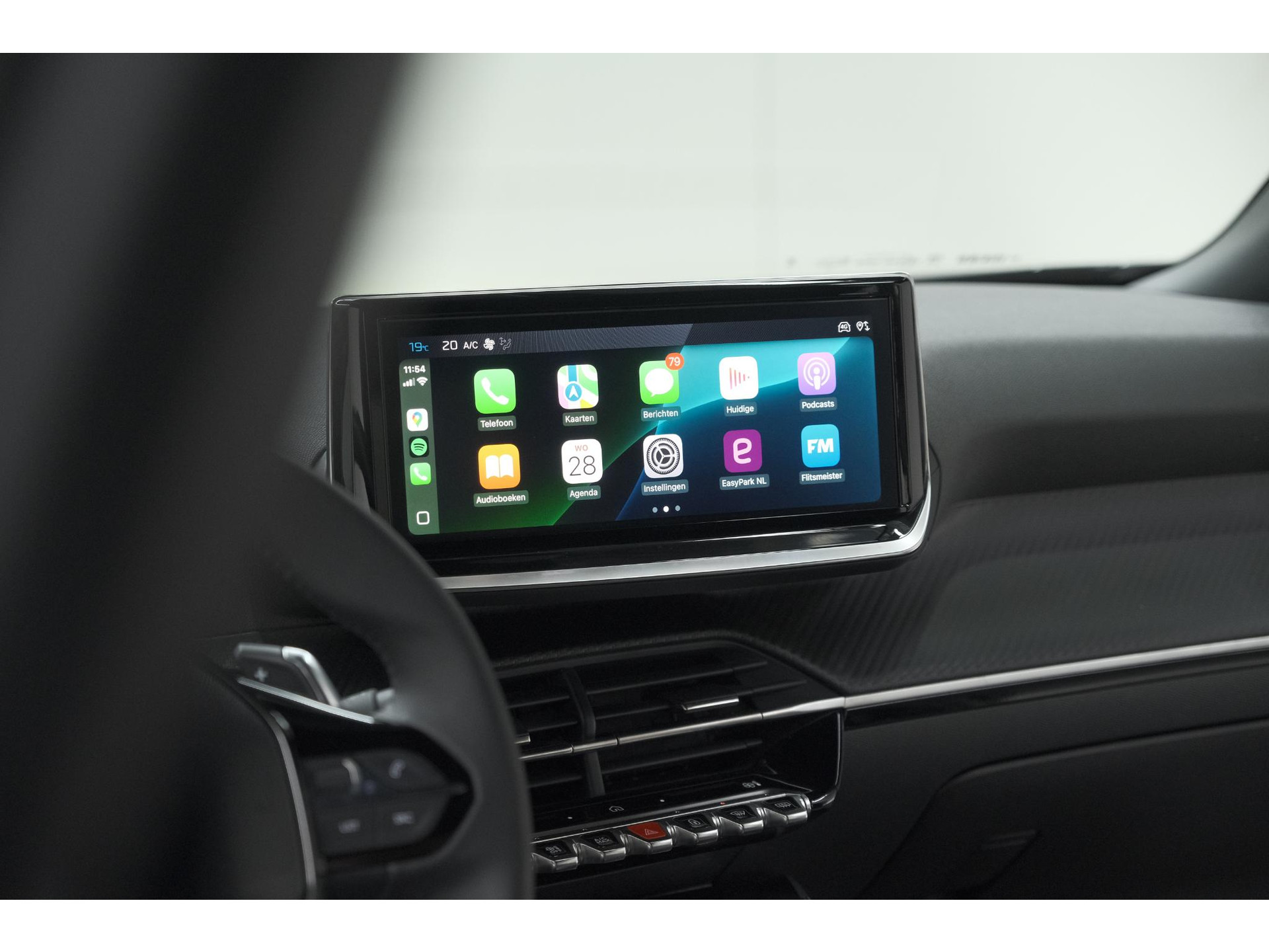 Peugeot 2008 1.2 Hybrid 145 Allure | 360 Camera | Adaptieve Cruise Control | Dodehoekdetectie | Apple Carplay