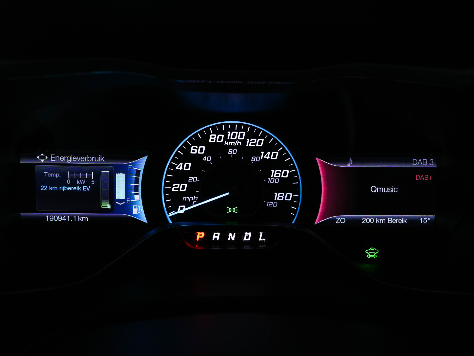 Ford C-Max 2.0 Plug-in Hybrid Titanium Plus Aut. *PANO | LEATHER | NAVI-FULLMAP | CAMERA | KEYLESS | HEATED-COMFORT-SEATS | ECC | DIGI-COCKPIT | PDC | 17''ALU*