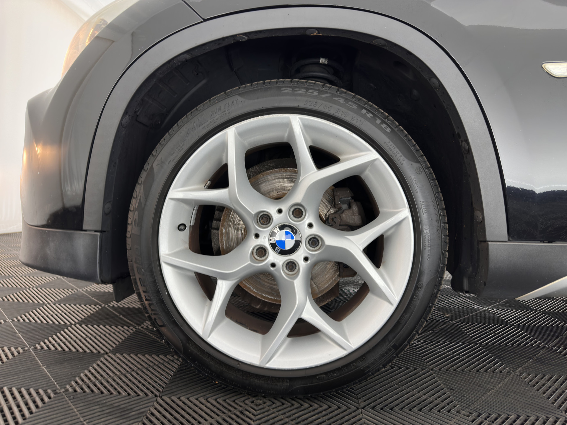 BMW X1 sDrive18i X-Line Executive *NAVI-FULLMAP | COMFORT-SEATS | ECC | PDC | CRUISE | TOWBAR | 18''ALU*