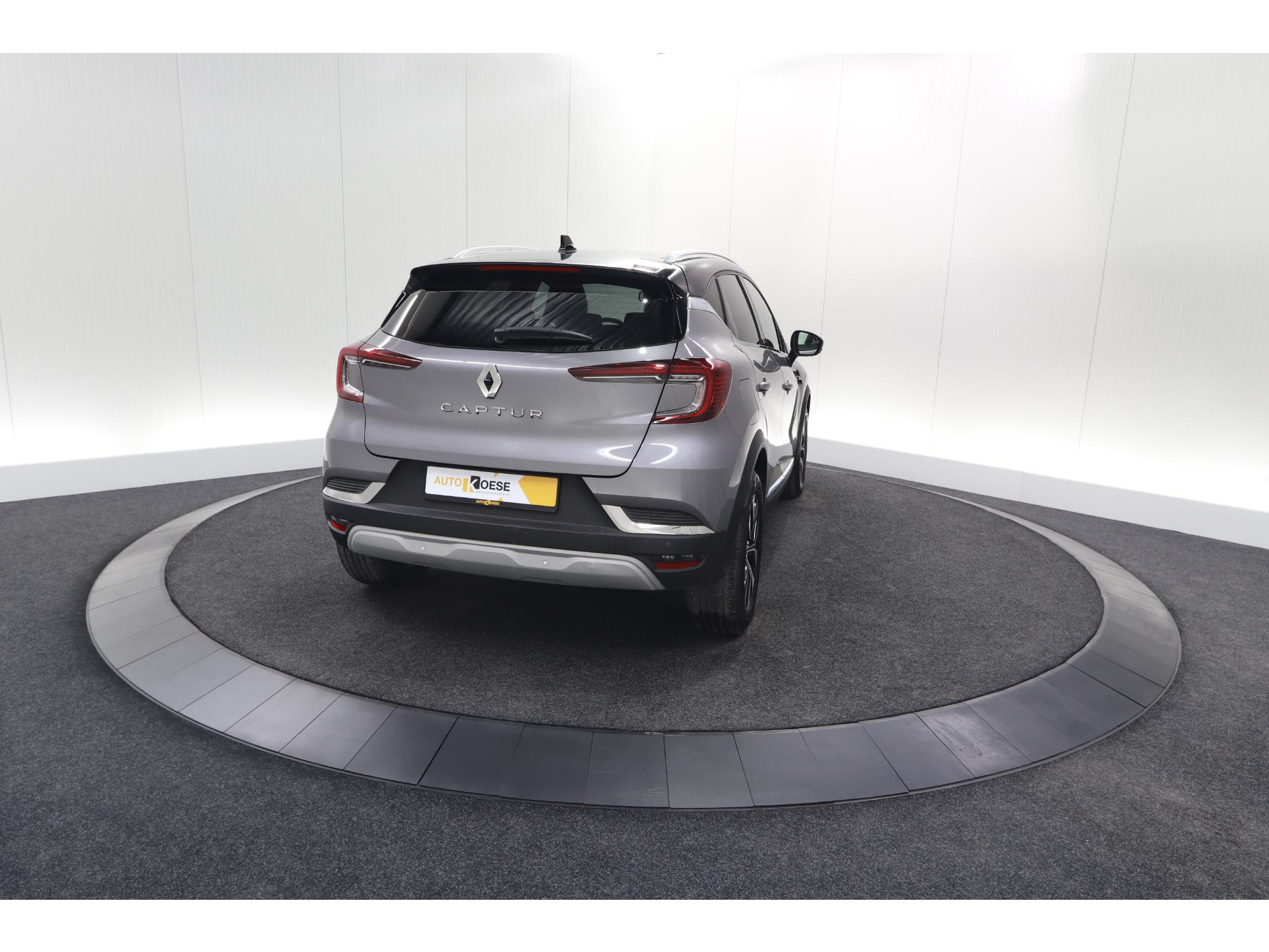 Renault Captur Mild Hybrid 140 EDC Techno | 360 Camera | 9.3 Inch Navigatie | Apple Carplay | 18 Inch Lichtmetalen Velgen