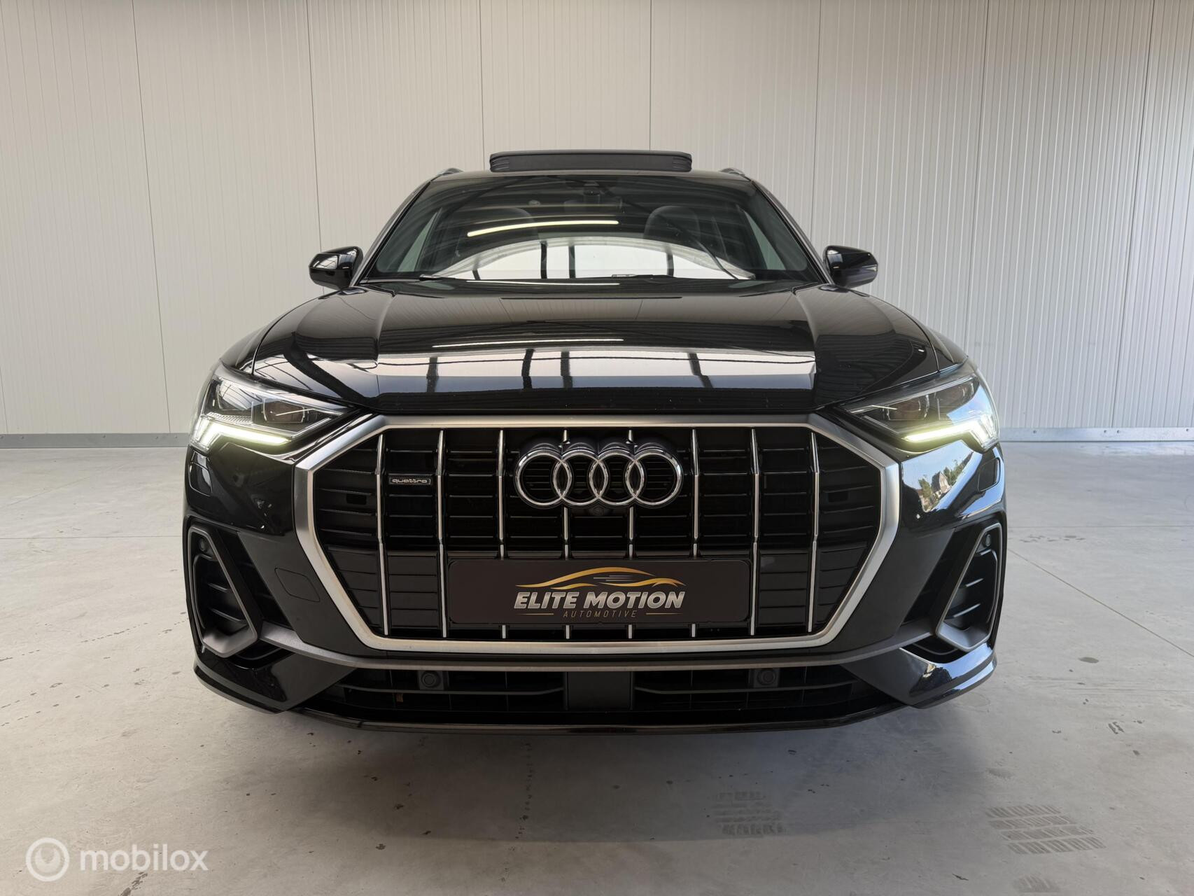 Audi Q3 40 TFSI Quatrro S-tronic 190 PK | 3x S line | 360Cam