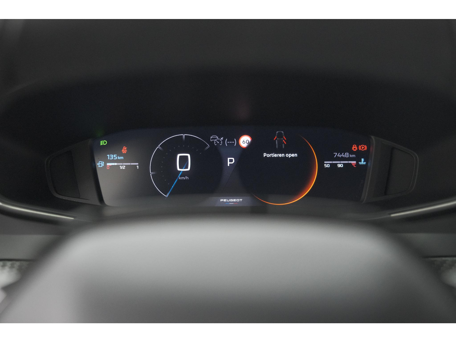 Peugeot 2008 Hybrid 145 e-DCS6 Allure | 360 Camera | Adaptieve Cruise Control | Dodehoekdetectie | Navigatie