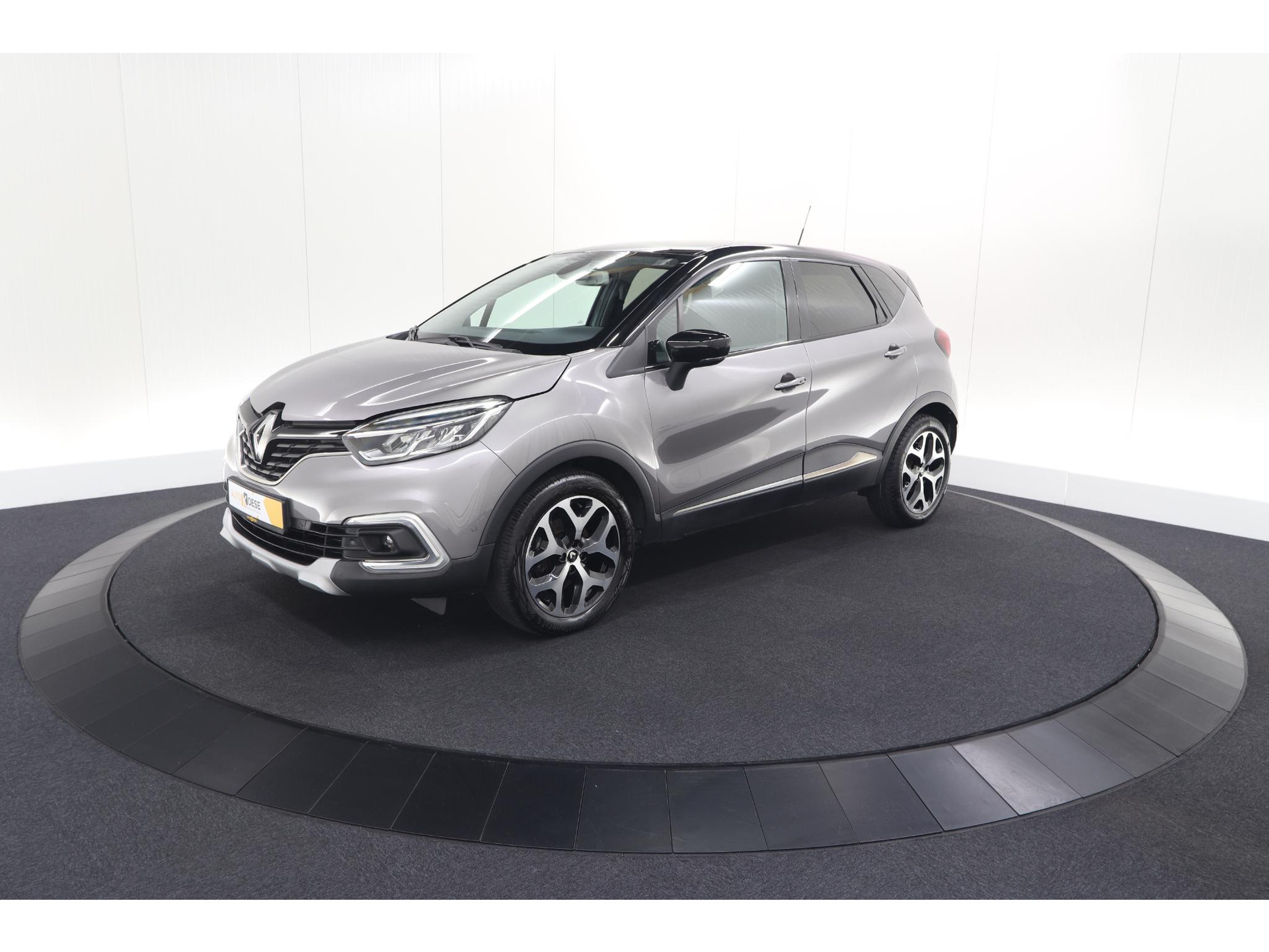 Renault Captur TCe 150 EDC Intens | Camera | Dodehoekdetectie | R-Link Navigatie | Parkeersensoren