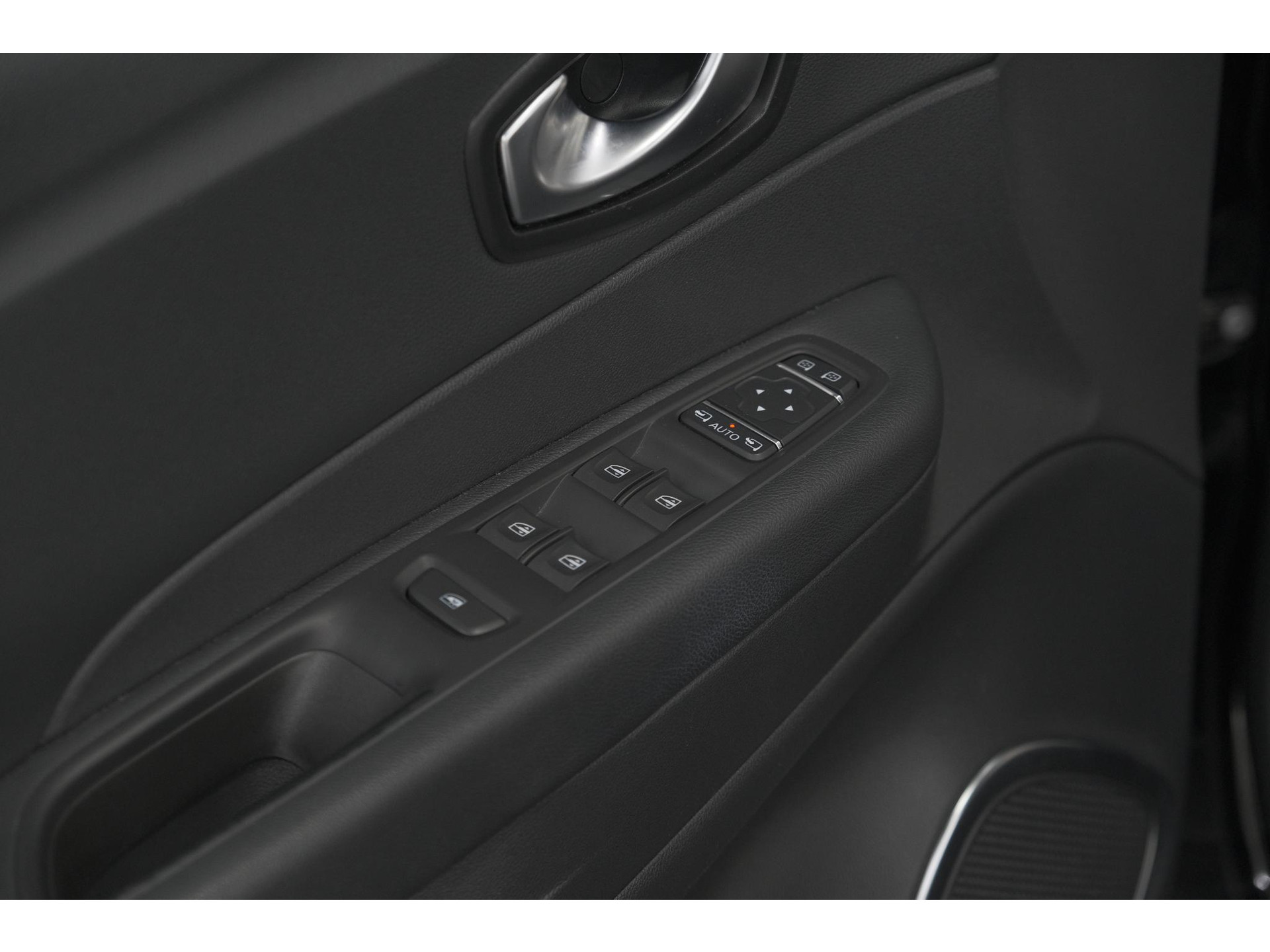 Renault Captur TCe 130 Intens | Camera | Navigatie | Parkeersensoren | Climate Control