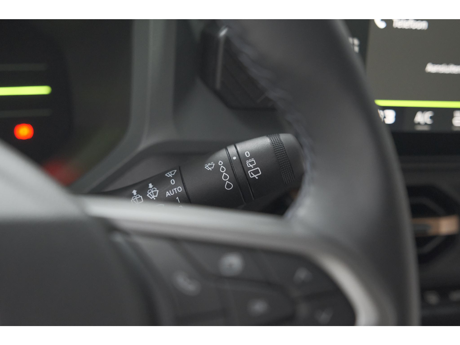 Dacia Duster Mild Hybrid 130 Extreme | Camera | Apple Carplay | Parkeersensoren | Stuurwielverwarming