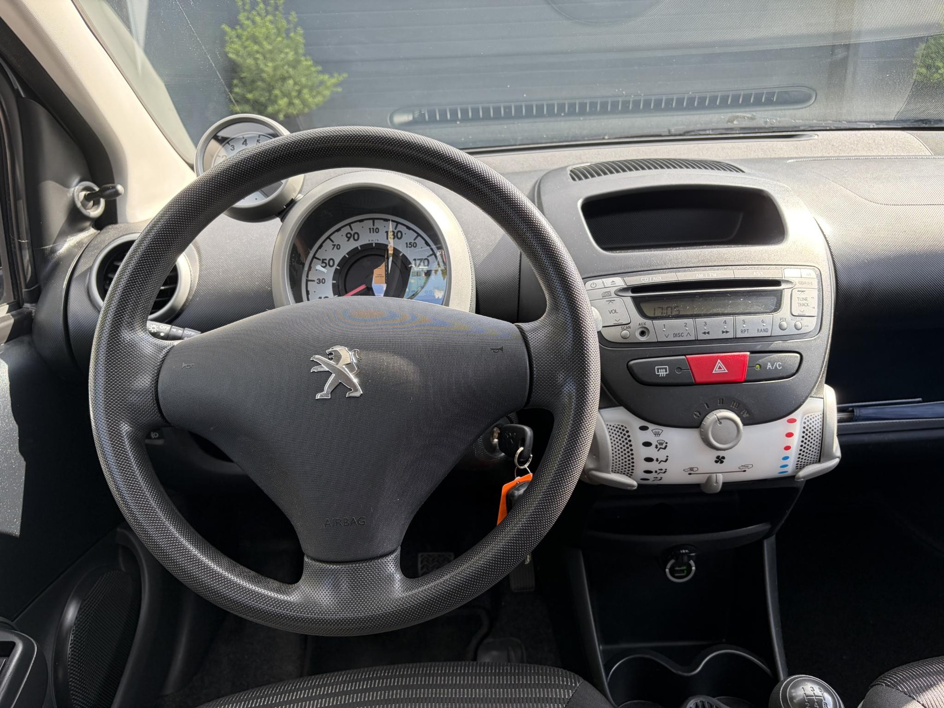 Peugeot 107 1.0 Active 2e Eigenaar,Airco,5 Deurs,N.A.P,Zeer Zuinig,Weinig km,Apk tot 04-2027