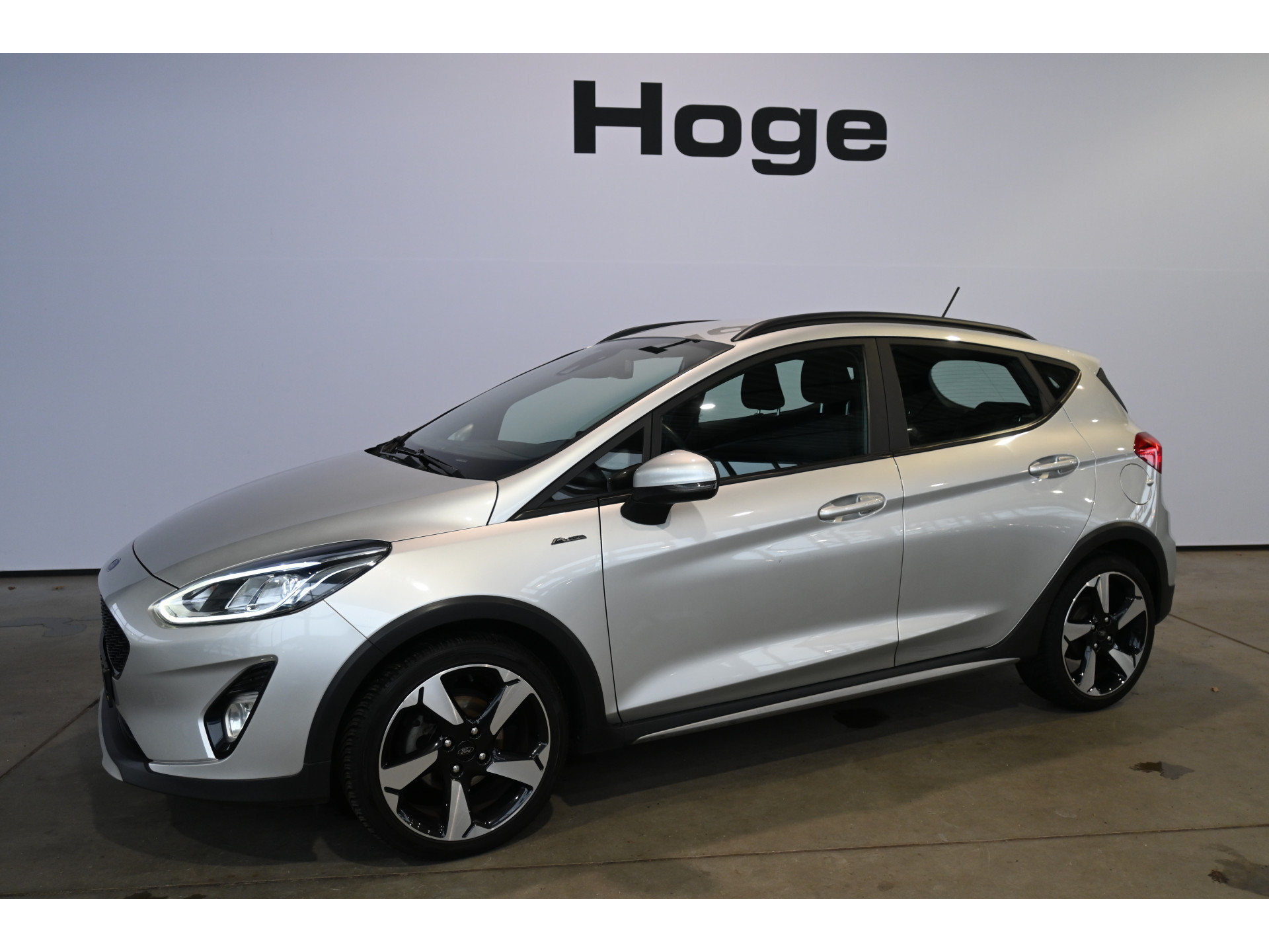 Ford Fiesta 1.0 EcoBoost Hybrid Active X Navigatie Caplay Stoel/Stuurverwarming Goed Onderhouden! Inruil Mogelijk!