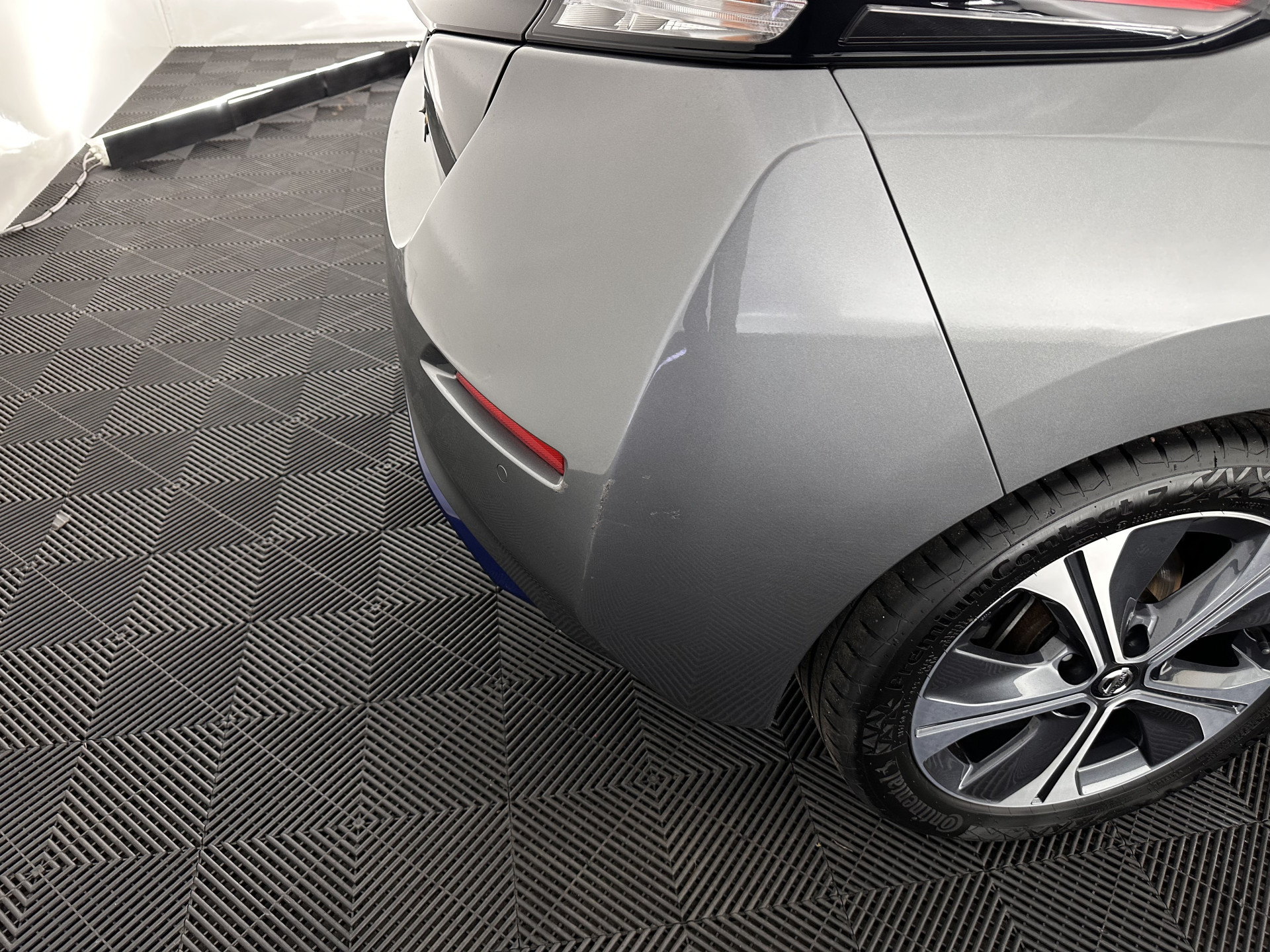 Nissan LEAF N-Connecta 40 kWh {SOH-90%} Aut. *HEATPUMP | ADAPTIVE-CRUISE | NAVI-FULLMAP | TOPVIEW | KEYLESS | BLINDSPOT |  DIGI-COCKPIT | HEATED-COMFORTSEATS | DAB | PRIVACYGLASS | ECC | PDC | CARPLAY | 17"ALU*