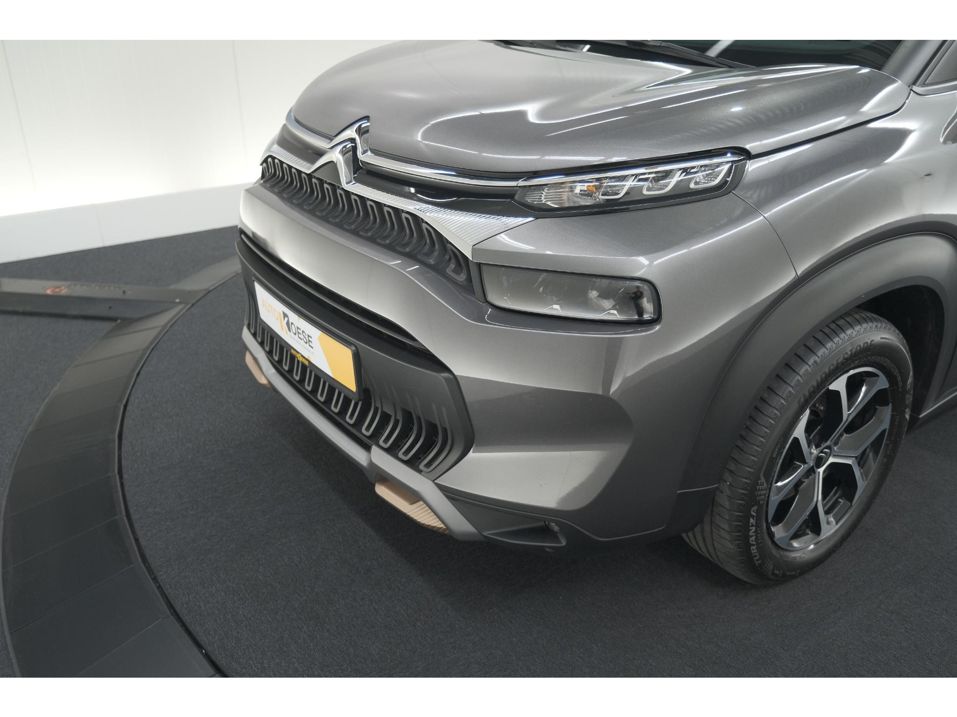 Citroen C3 Aircross PureTech 110 C-Series | Trekhaak | Navigatie | Parkeersensoren | Apple Carplay