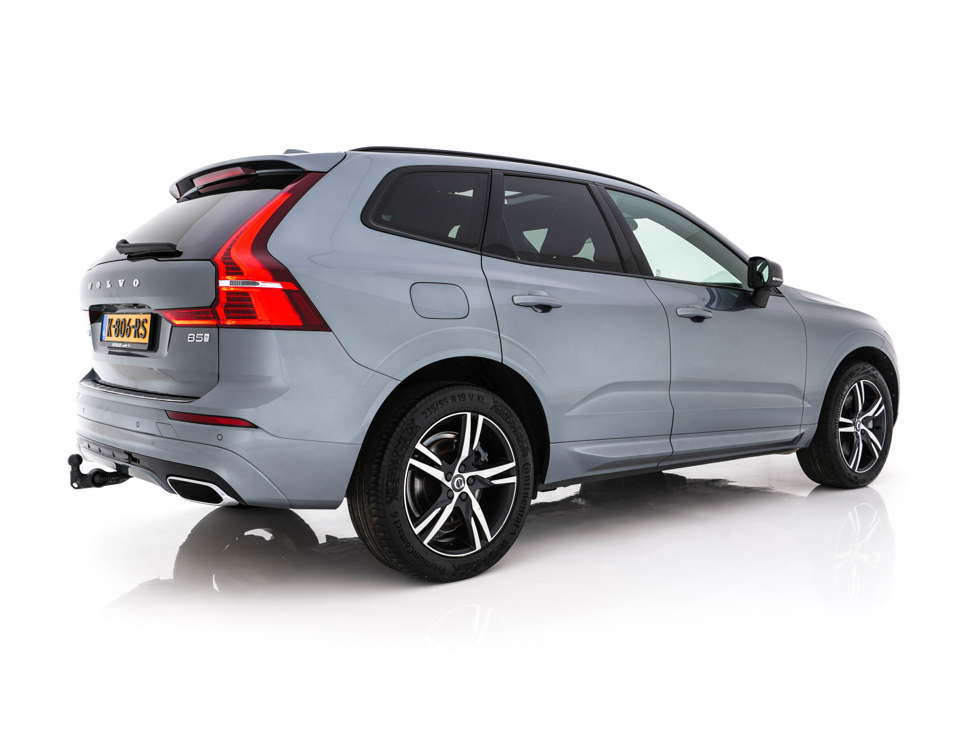 Volvo XC60 2.0 B5 Business Pro R-Design (INCL.BTW) Aut. *PANO | LUXURY-LEATHER | FULL-LEATHER | MEMORY-PACK | HEATED-SPORTSEATS | CAMERA | NAVI-FULLMAP | SHIFT-PADDLES | PRIVACY-GLASS | AIR-SUSPENSION | ECC | PDC | CRUISE | 19''ALU