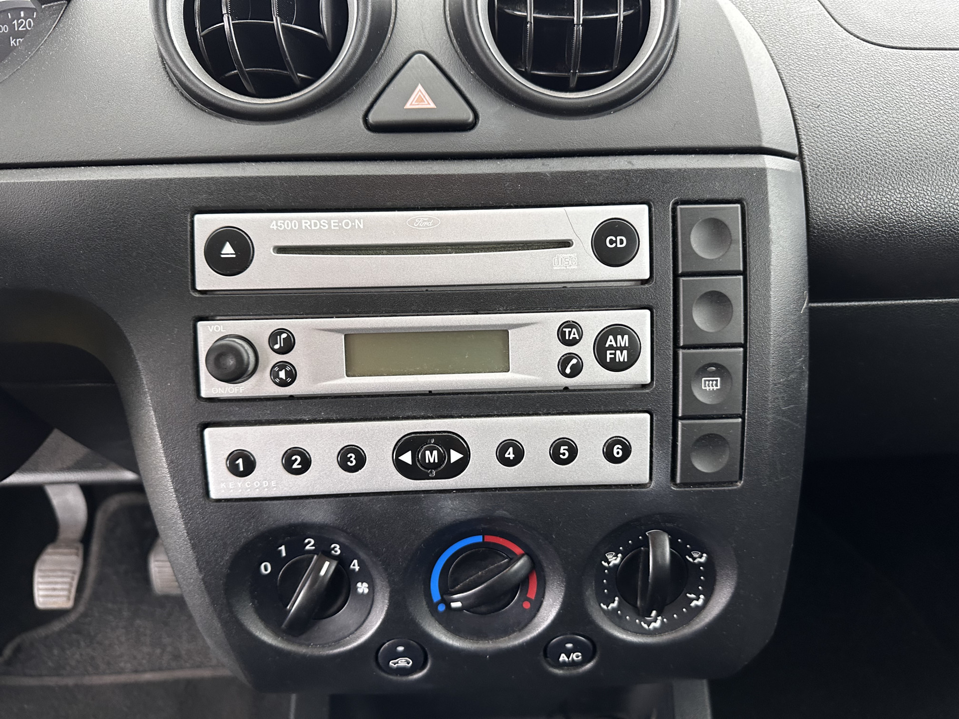 Ford Fiesta 1.3 Futura * AIRCO | RADIO-CD | 16"ALU *