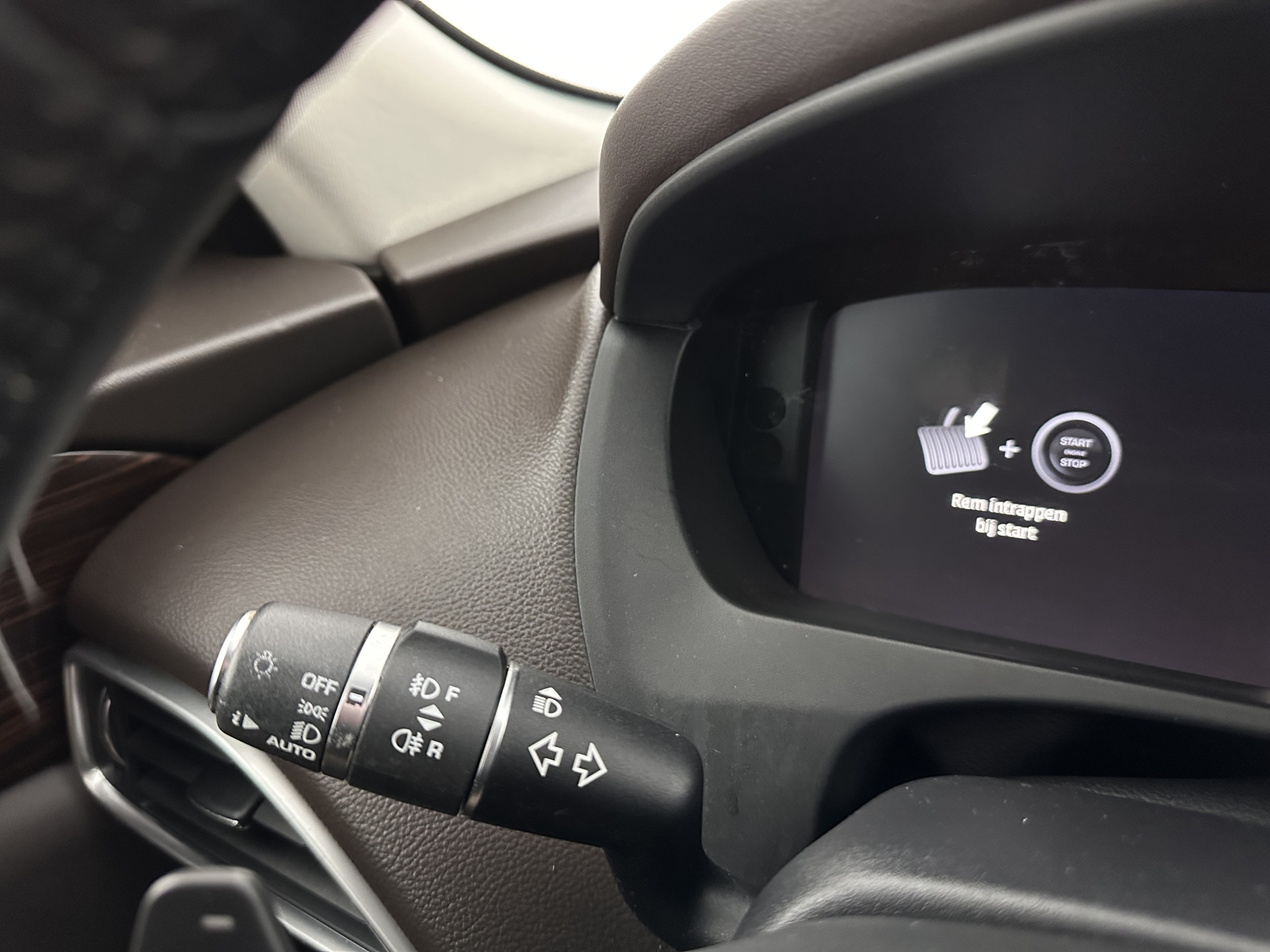 Jaguar F-PACE 2.0 Portfolio AWD 20d Aut. *PANO | DIGI-COCKPIT | XENON | LEATHER | KEYLESS | MERIDIAN-SOUND | NAVI-FULLMAP | ECC | PDC | CRUISE | 19''ALU*