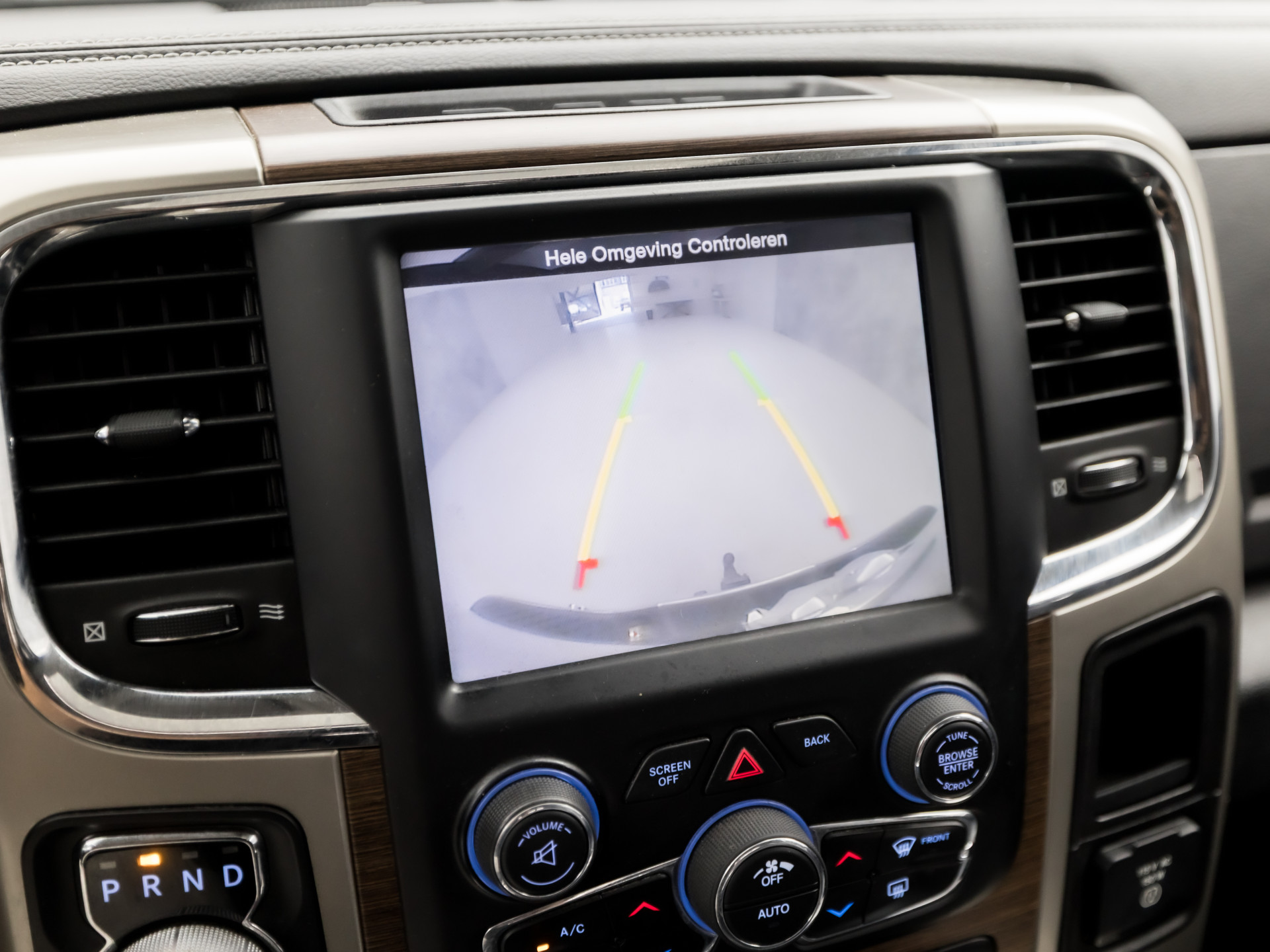 Dodge Ram 5.7 V8 4x4 Quad Cab 6'4 402Pk Automaat (MARGE, SCHUIFDAK, LUCHTVERING, STOELKOELING/VERWARMING, NAVIGATIE, CAMERA, LEDER, MEMORY SEATS, TREEPLANKEN, TREKHAAK, KEYLESS, GETINT GLAS, NIEUWE APK, NIEUWSTAAT)