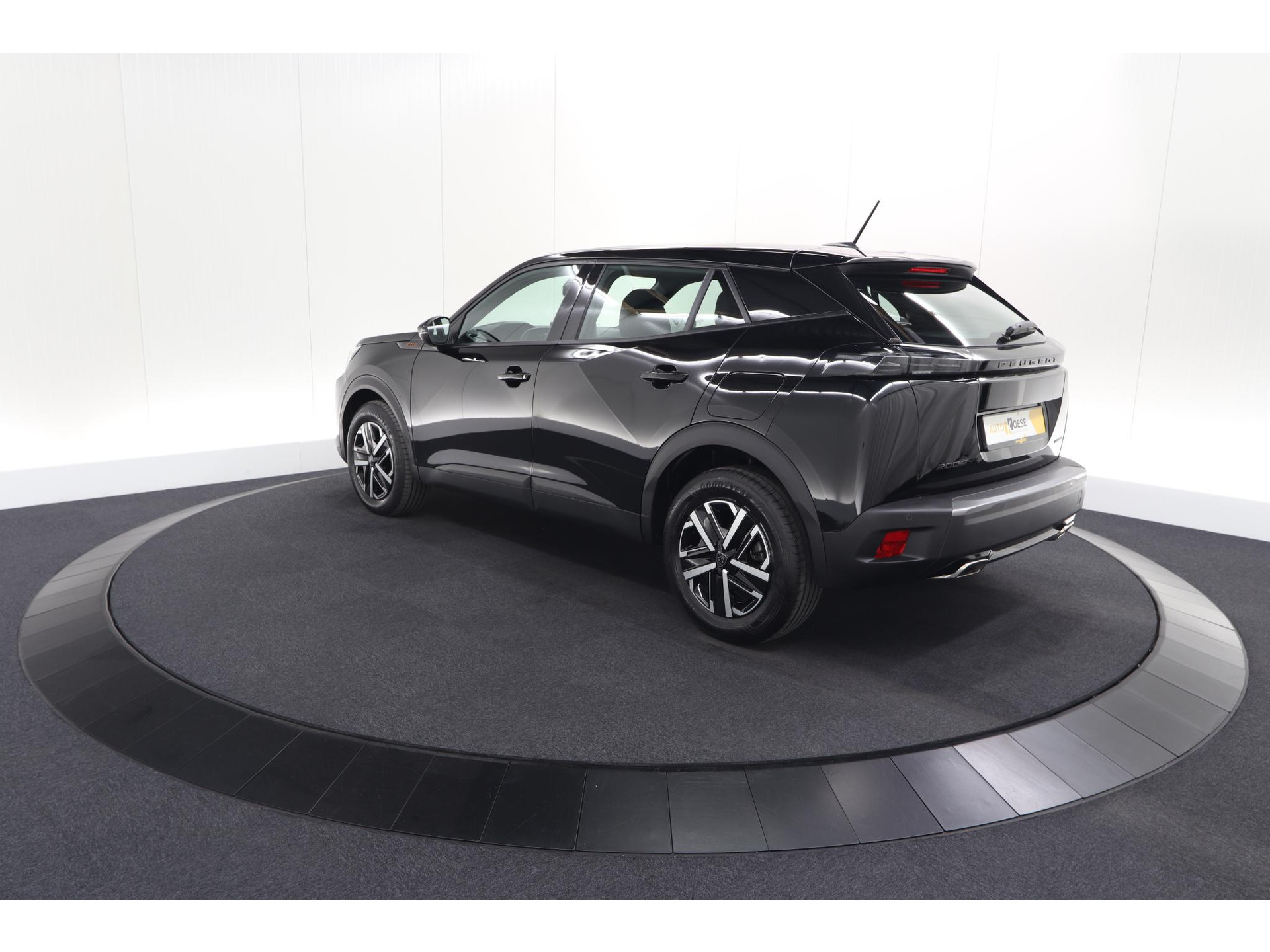 Peugeot 2008 1.2 Hybrid 136 Style | Apple Carplay | Parkeersensoren | Climate Control
