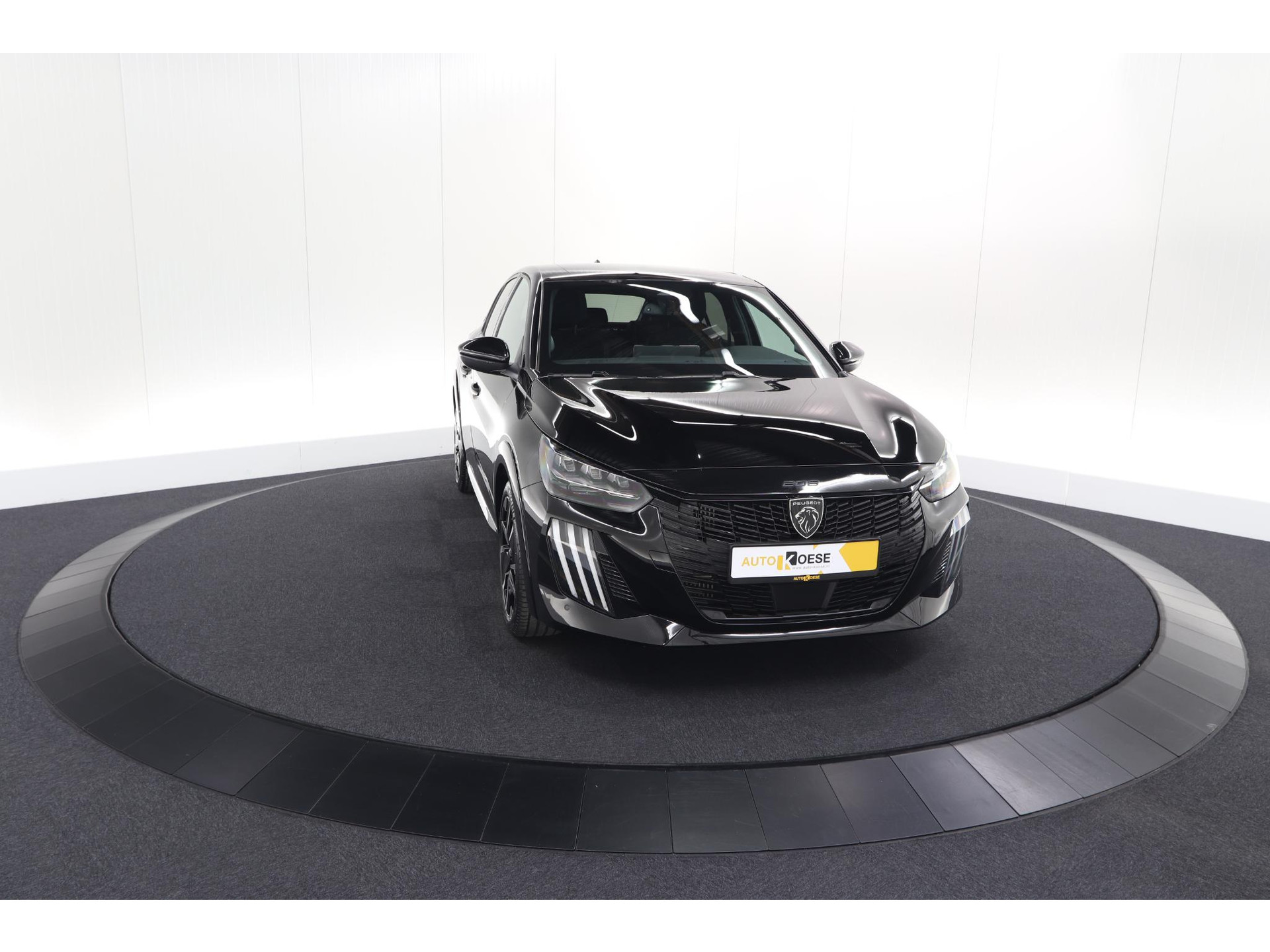 Peugeot 208 1.2 Hybrid 145 e-DCS6 GT | Alcantara Pakket | Camera | Apple Carplay | Stoelverwarming