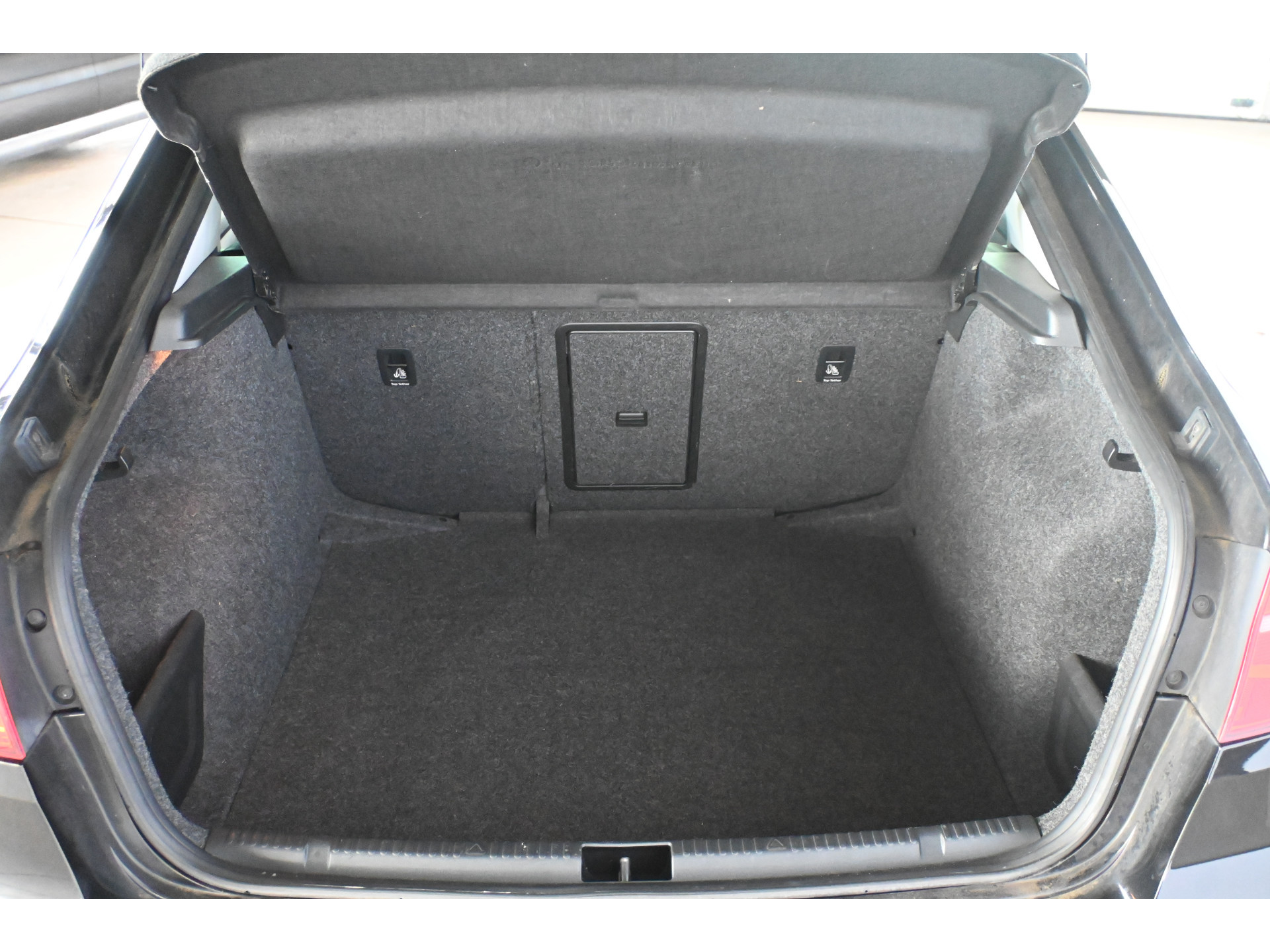 SEAT Toledo 1.2 TSI Businessline High Clima Navigatie Cruise Control Goed Onderhouden! Inruil Mogelijk!