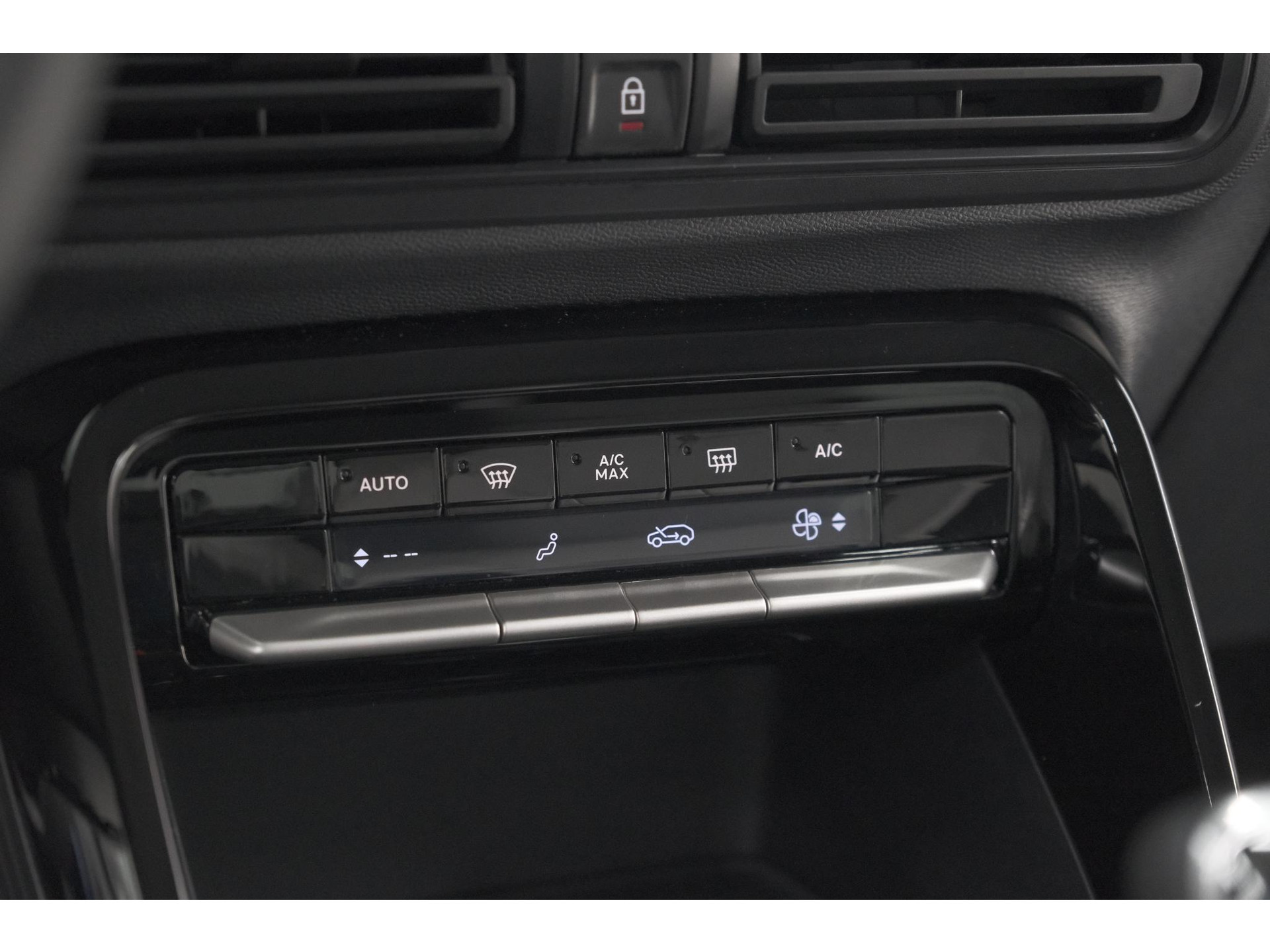 Citroen C3 1.2 Turbo 100pk Max | Camera | Apple Carplay | Navigatie | Parkeersensoren