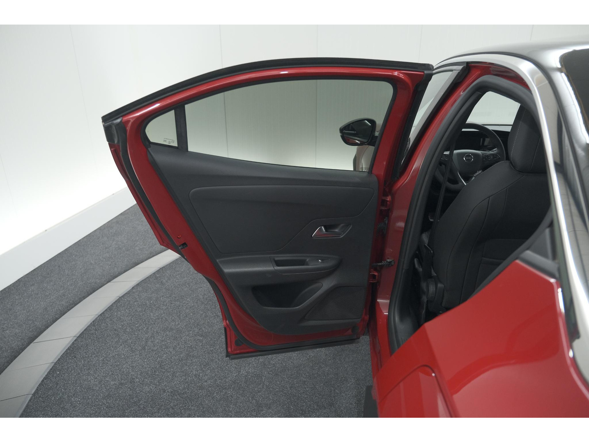 Opel Mokka 130 Turbo EAT8 Ultimate | Camera | Dodehoekdetectie | Massage | Adaptieve Cruise Control