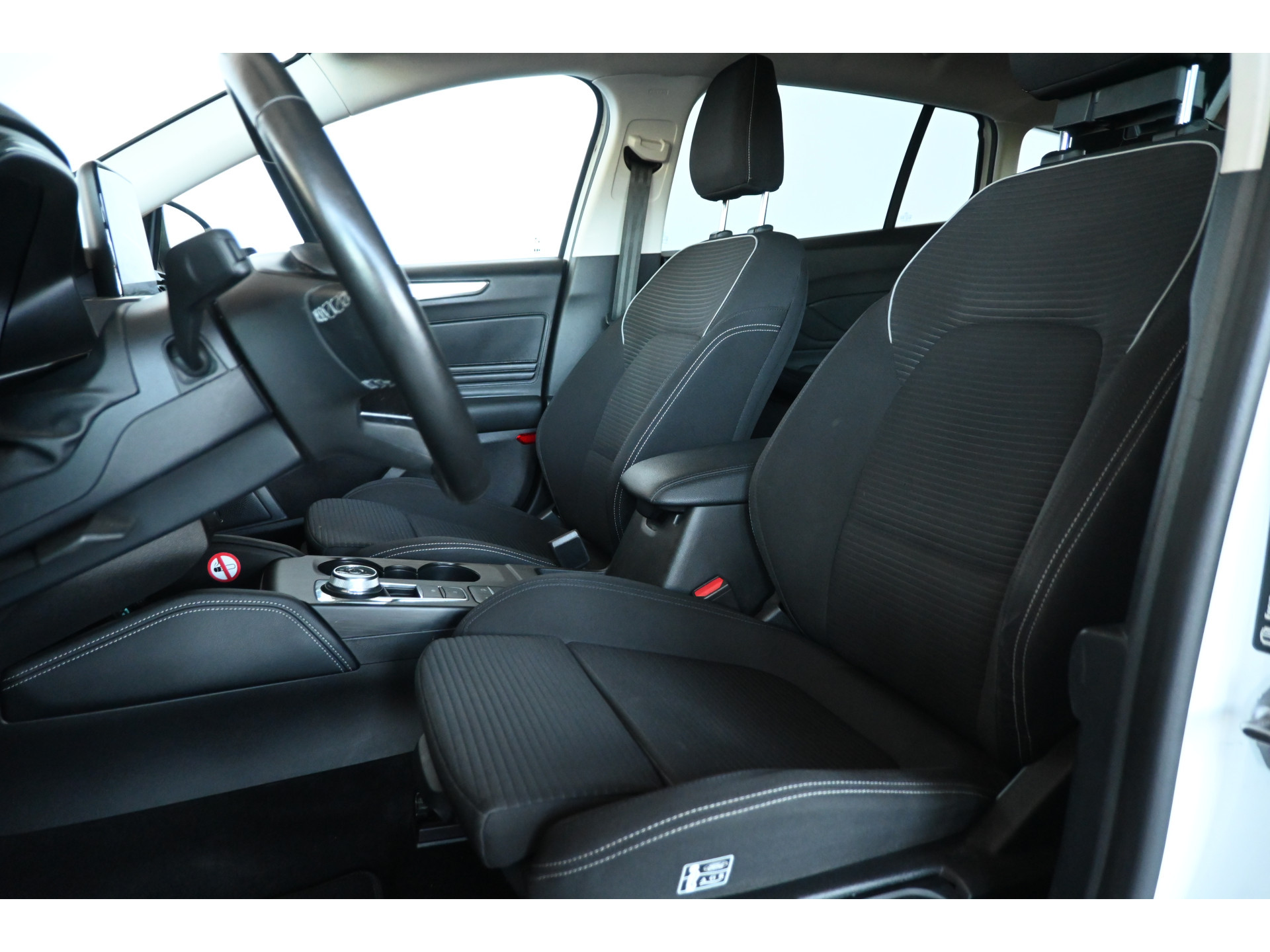 Ford Focus Wagon 1.0 EcoBoost Titanium X Business Clima Navigatie LED 1e Eigenaar Rijklaarprijs! Inruil Mogelijk!