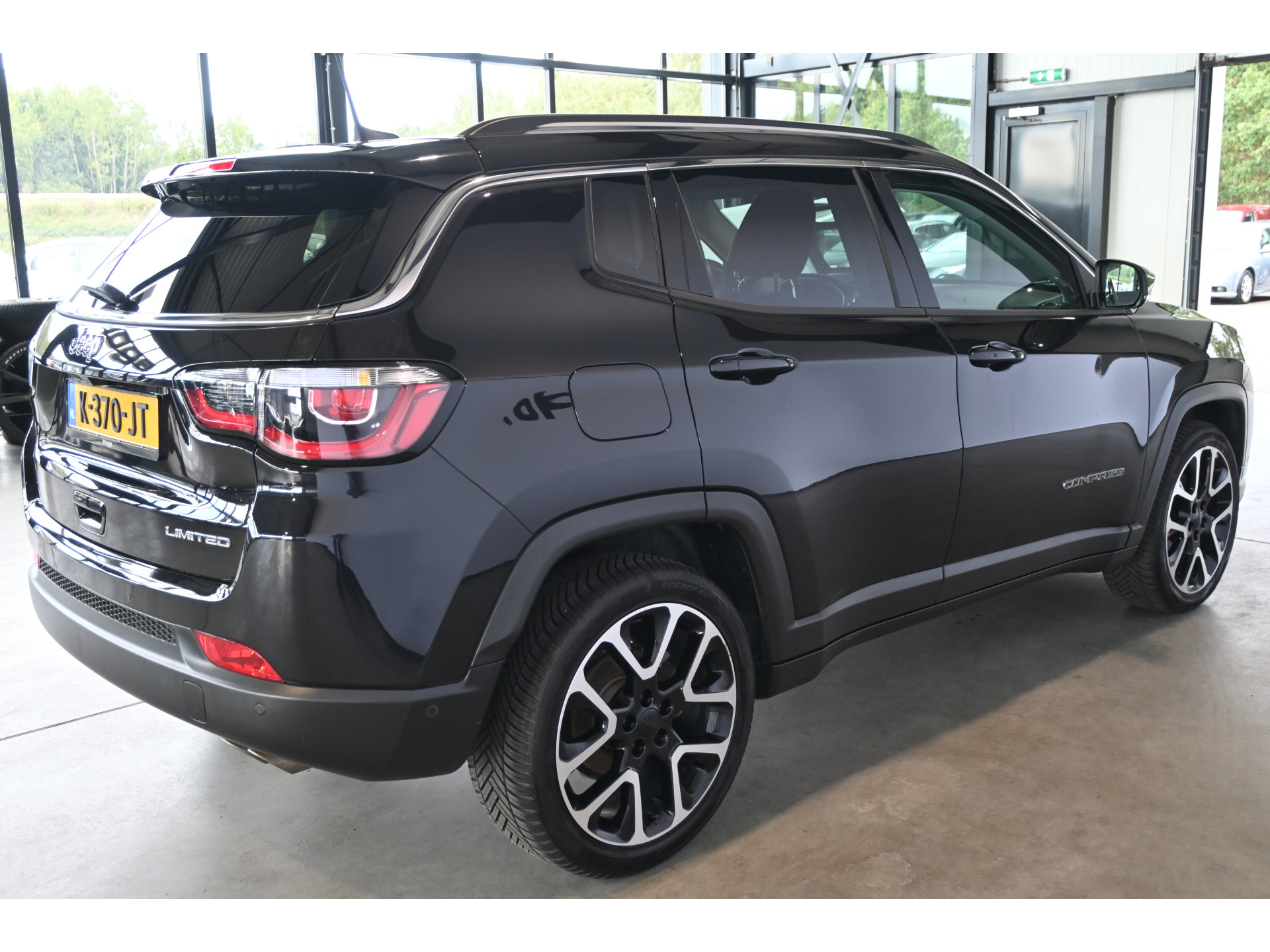 Jeep Compass 1.3T Limited Automaat Nap! Navigatie Cruise PDC Clima Xenon Stoel / Stuurverwarming 1e Eigenaar! Inruil Mogelijk!
