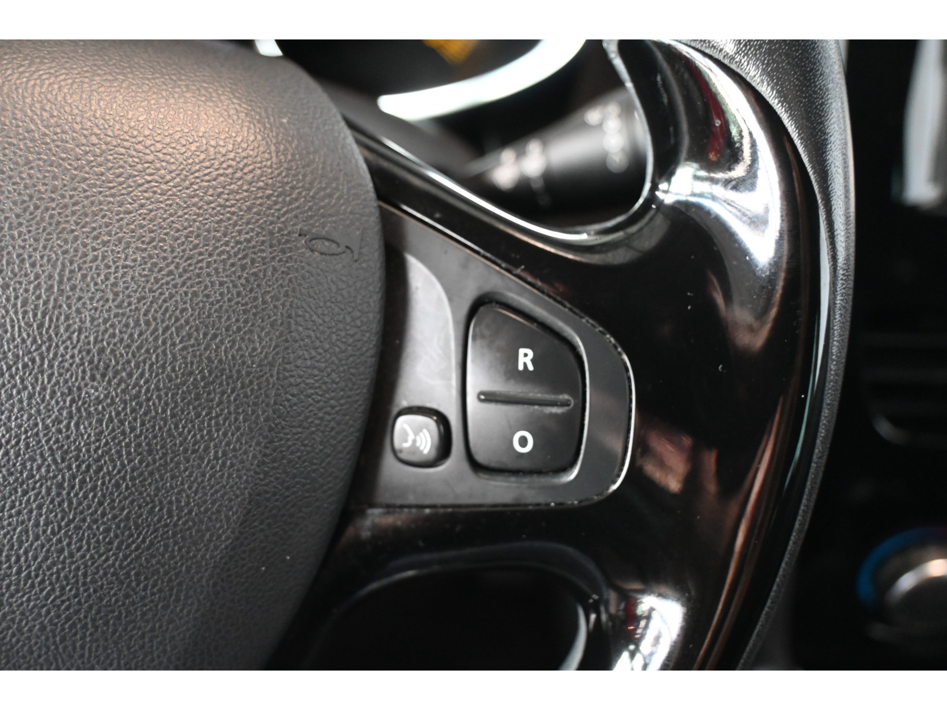 Renault Clio Estate 1.5 dCi ECO Limited Navigatie Airco Cruise control All in Prijs Inruil Mogelijk!
