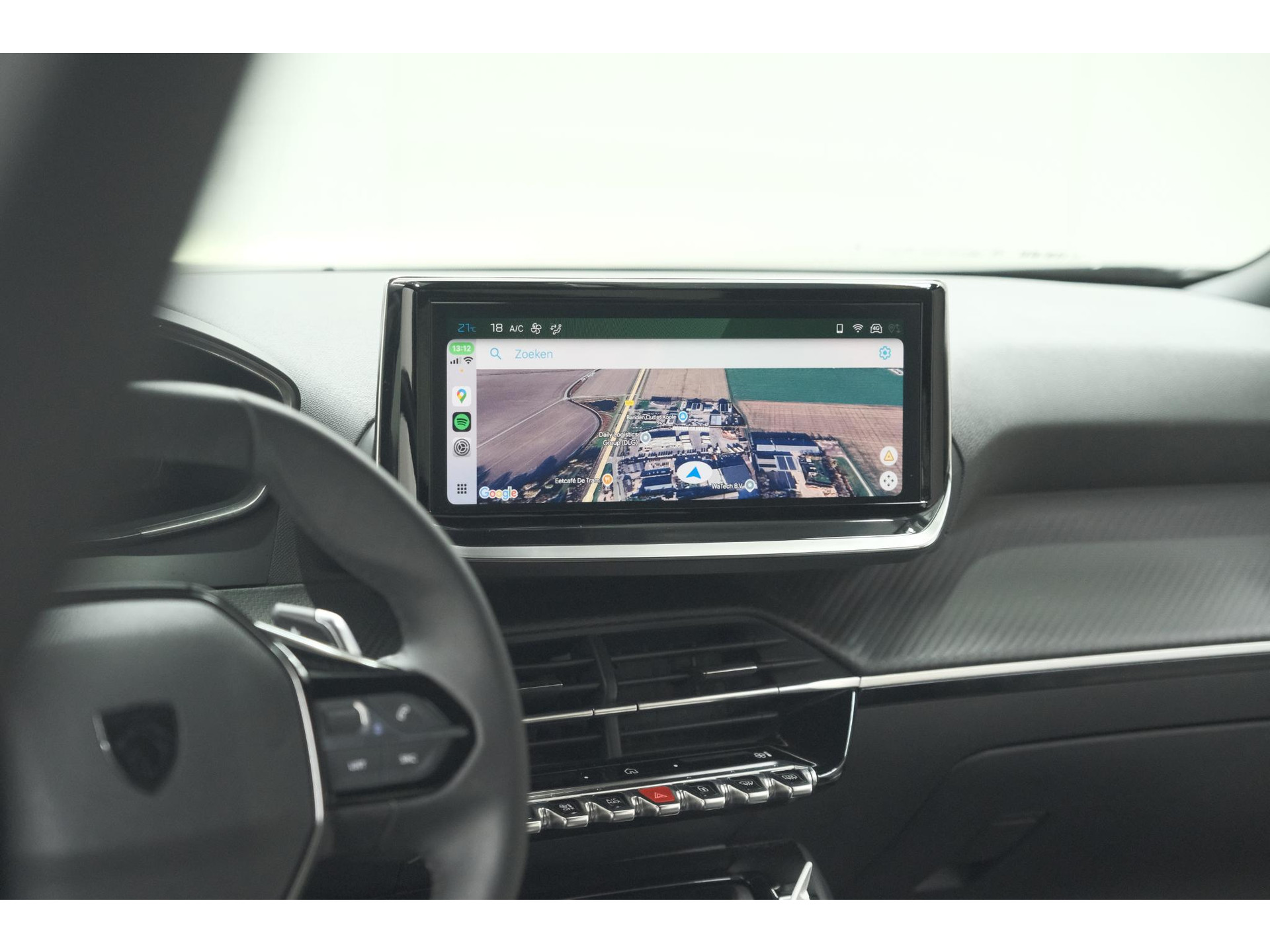 Peugeot 2008 Hybrid 136 e-DCS6 Allure | 360 Camera | Adaptieve Cruise Control | Dodehoekdetectie | Navigatie