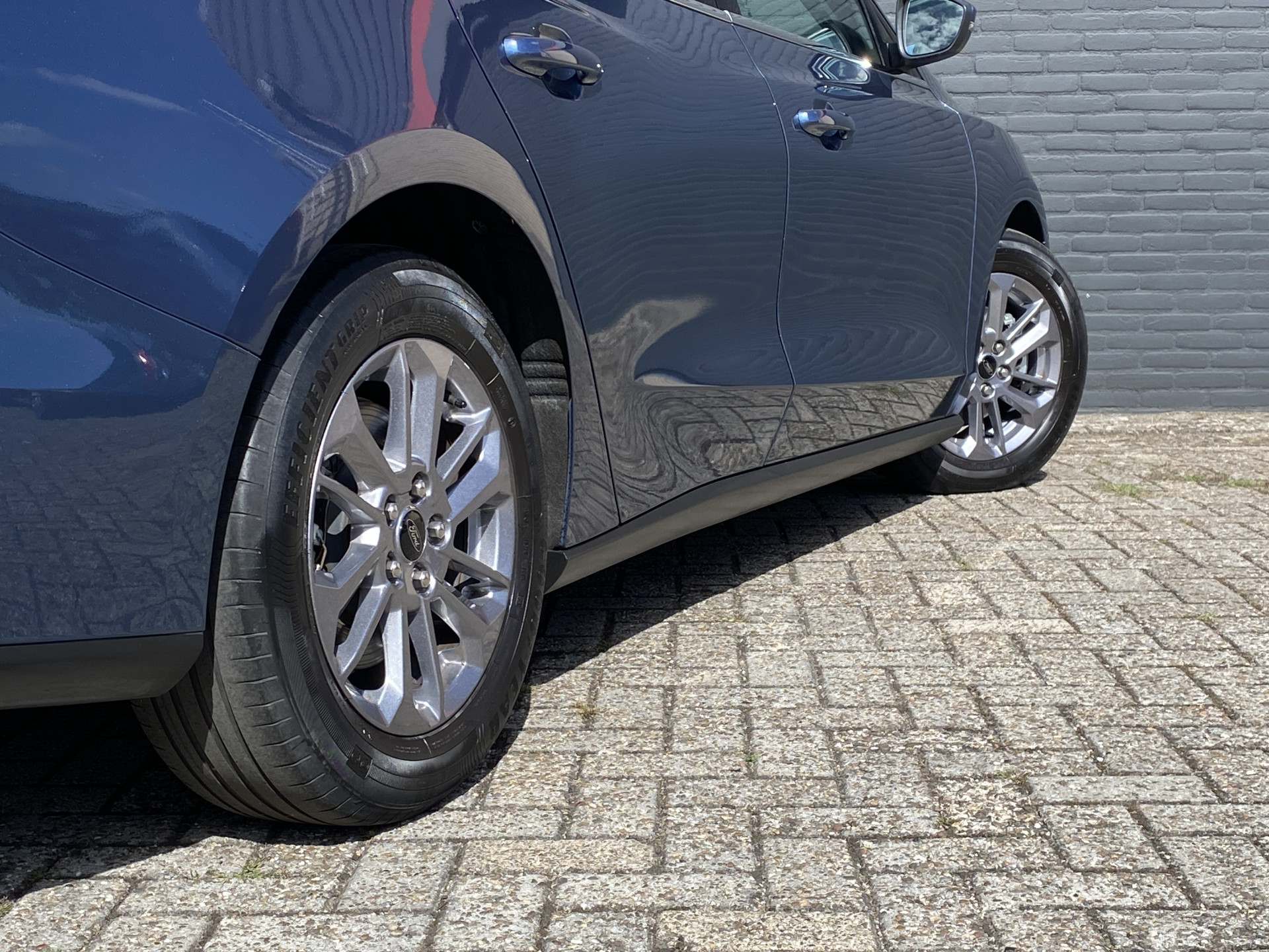 Ford Focus Wagon 1.0 EcoBoost Hybrid 155 pk Titanium AUT. | 1e eigenaar | dealer onderh. | navigatie | cruise control | BTW auto