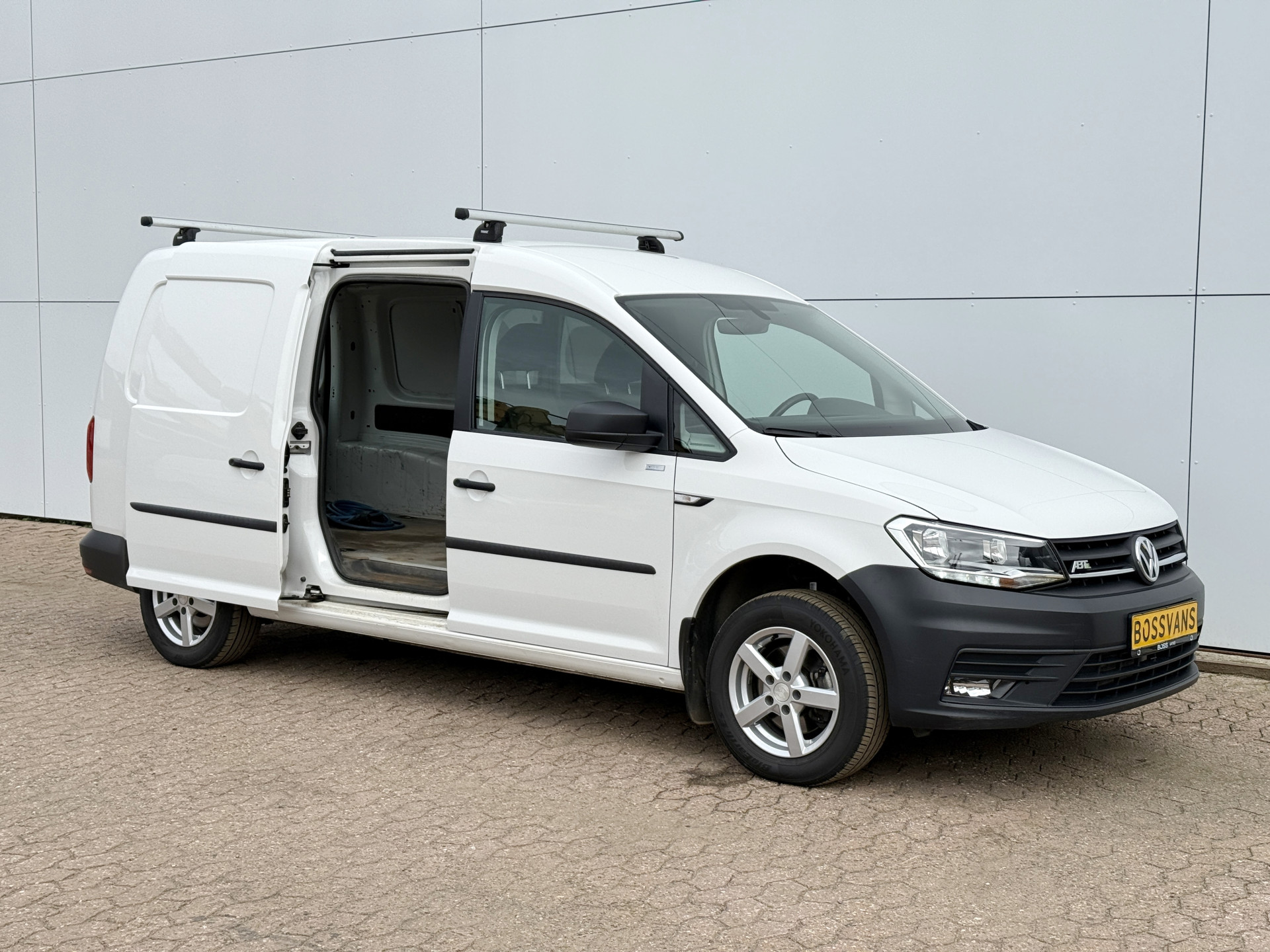 Volkswagen e-Caddy 37kWh 113PK L2H1 Elektrisch Caddy ABT Maxi 37,3kWh 159km WLTP Trekhaak Lichmetalen Velgen Airco Stoelverwarming Apple Carplay Parkeersensoren