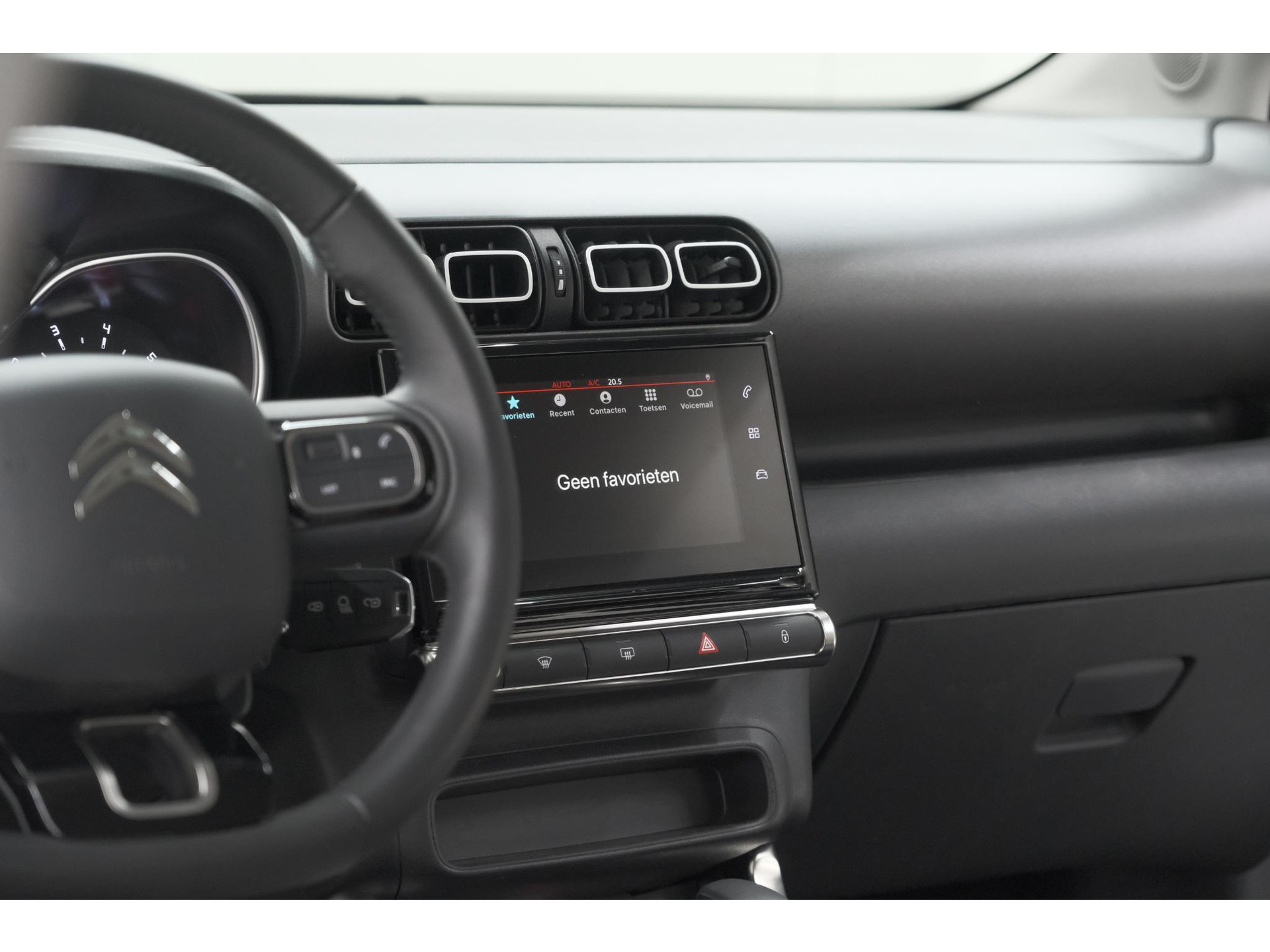 Citroen C3 Aircross PureTech 130 EAT6 Max | Parkeersensoren | Stoelverwarming | Apple Carplay | 16 Inch Lichtmetalen Velgen