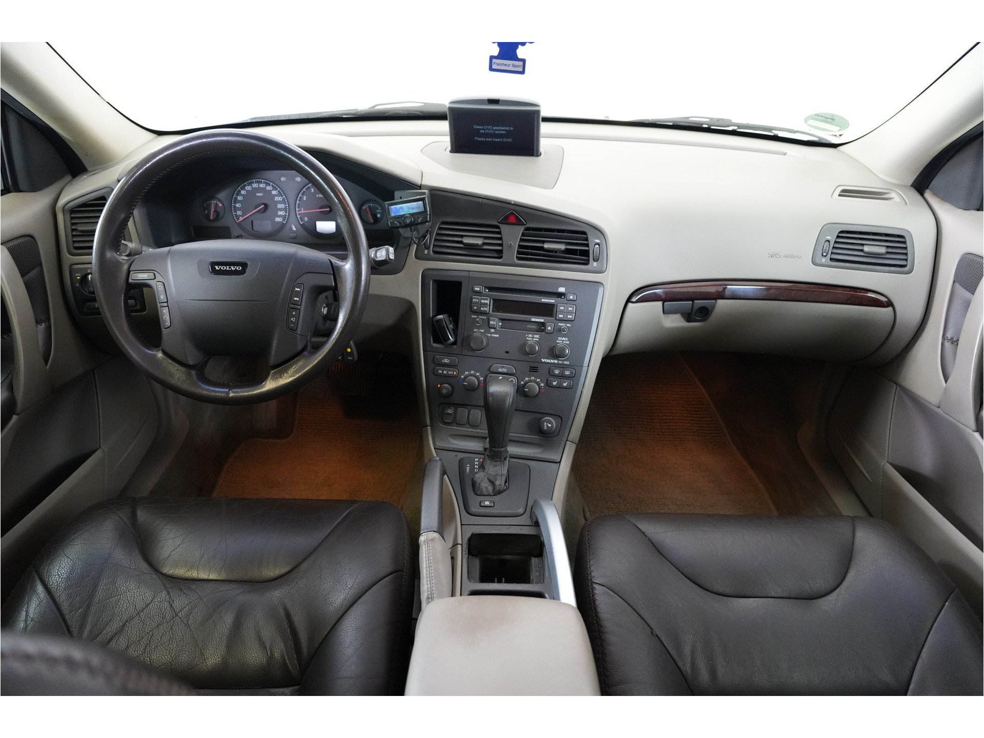 Volvo V70 Cross Country 2.4 T Geartr. Comf. | Blijvend Youngtimer | Trekhaak | Lage stand |