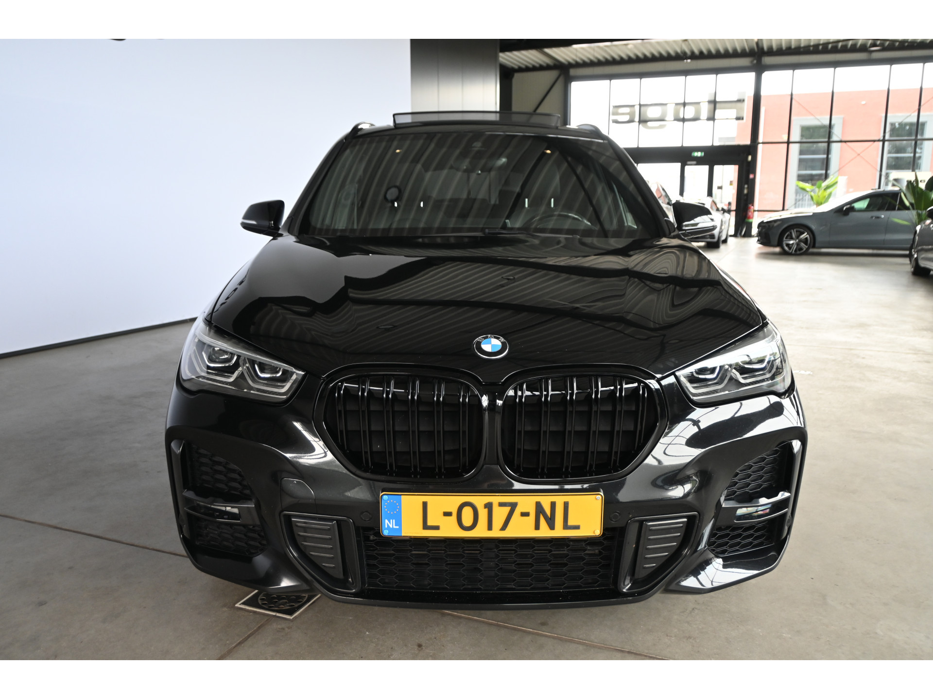 BMW X1 xDrive25e eDrive M-Sport Edition Clima Adpatieve cruise Panoramadak LED Camera Dealeronderhouden Inruil mogelijk