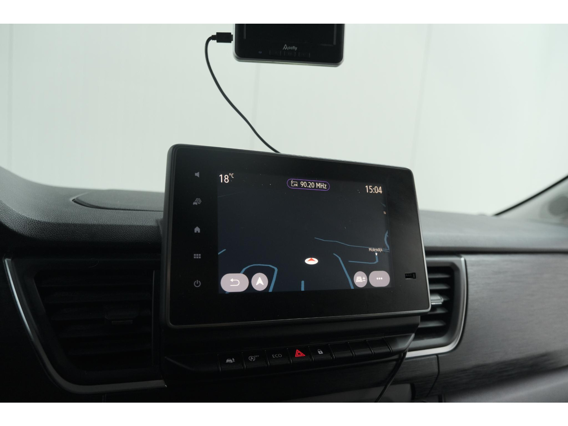 Renault Trafic 2.0 dCi 110 T30 L2H1 Work Edition | Trekhaak | Camera | Navigatie | Sidebars | Betimmering Laadruimte