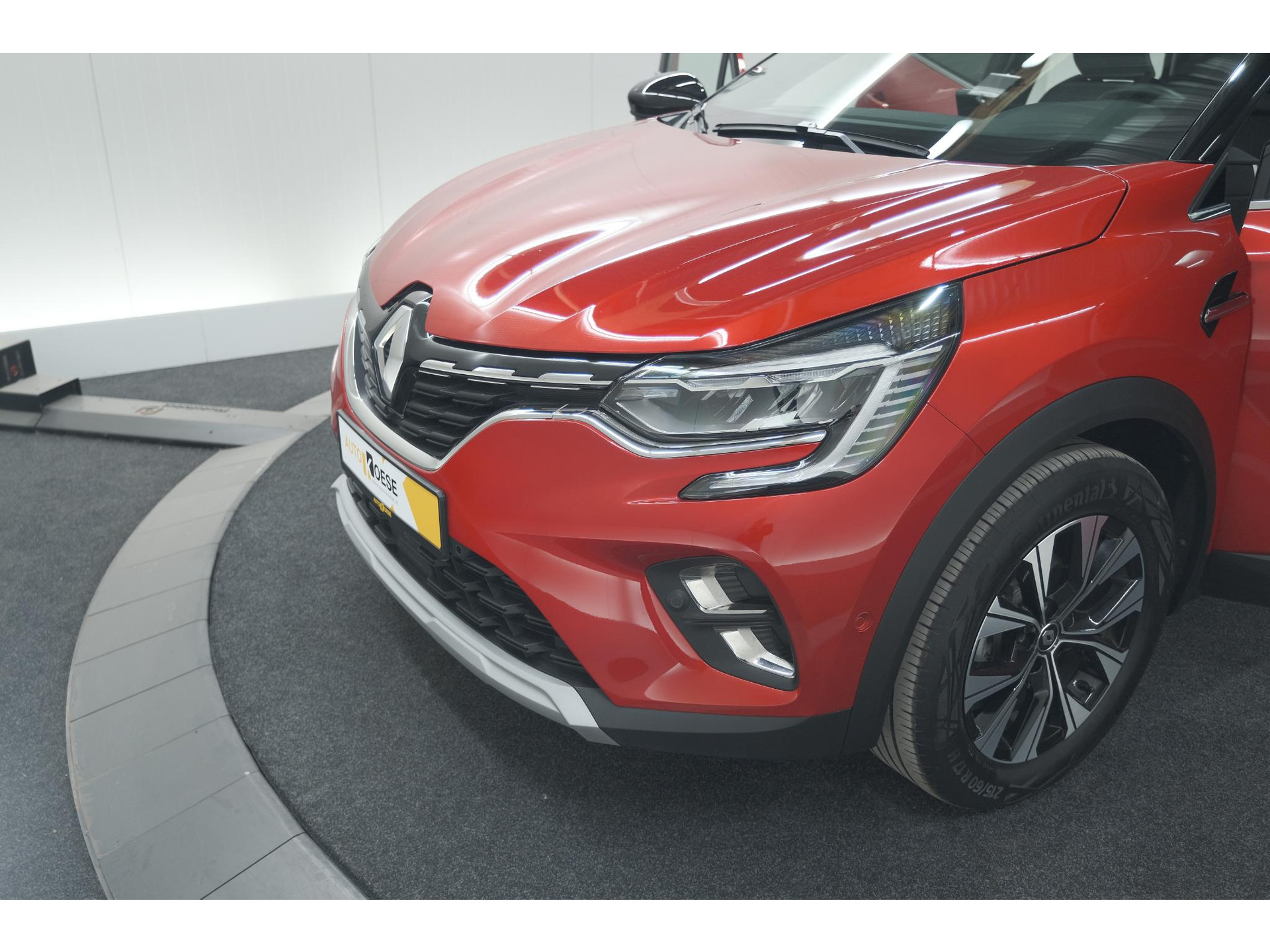 Renault Captur TCe 90 Techno | 360 Camera | 9.3 Inch Grootscherm | Apple Carplay | Navigatie