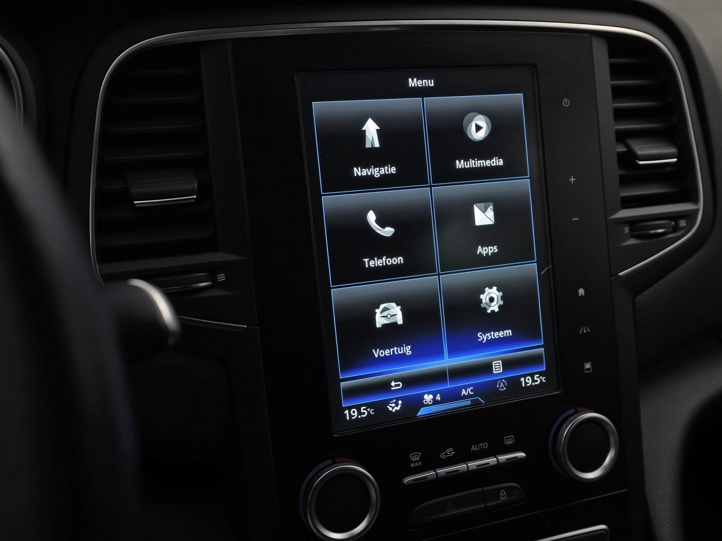 Renault Mégane Estate 1.6 TCe GT 205Pk Automaat (VIRTUAL COCKPIT, GROOT NAVI, KUIPSTOELEN, HEAD-UP DISPLAY, CAMERA, ADAPTIVE CRUISE, BOSE, STOELVERWARMING, NIEUWSTAAT)