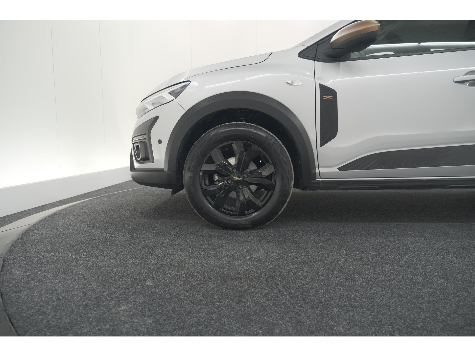 Dacia Sandero Stepway TCe 90 Extreme | Camera | Dodehoekdetectie | Navigatie | Apple Carplay