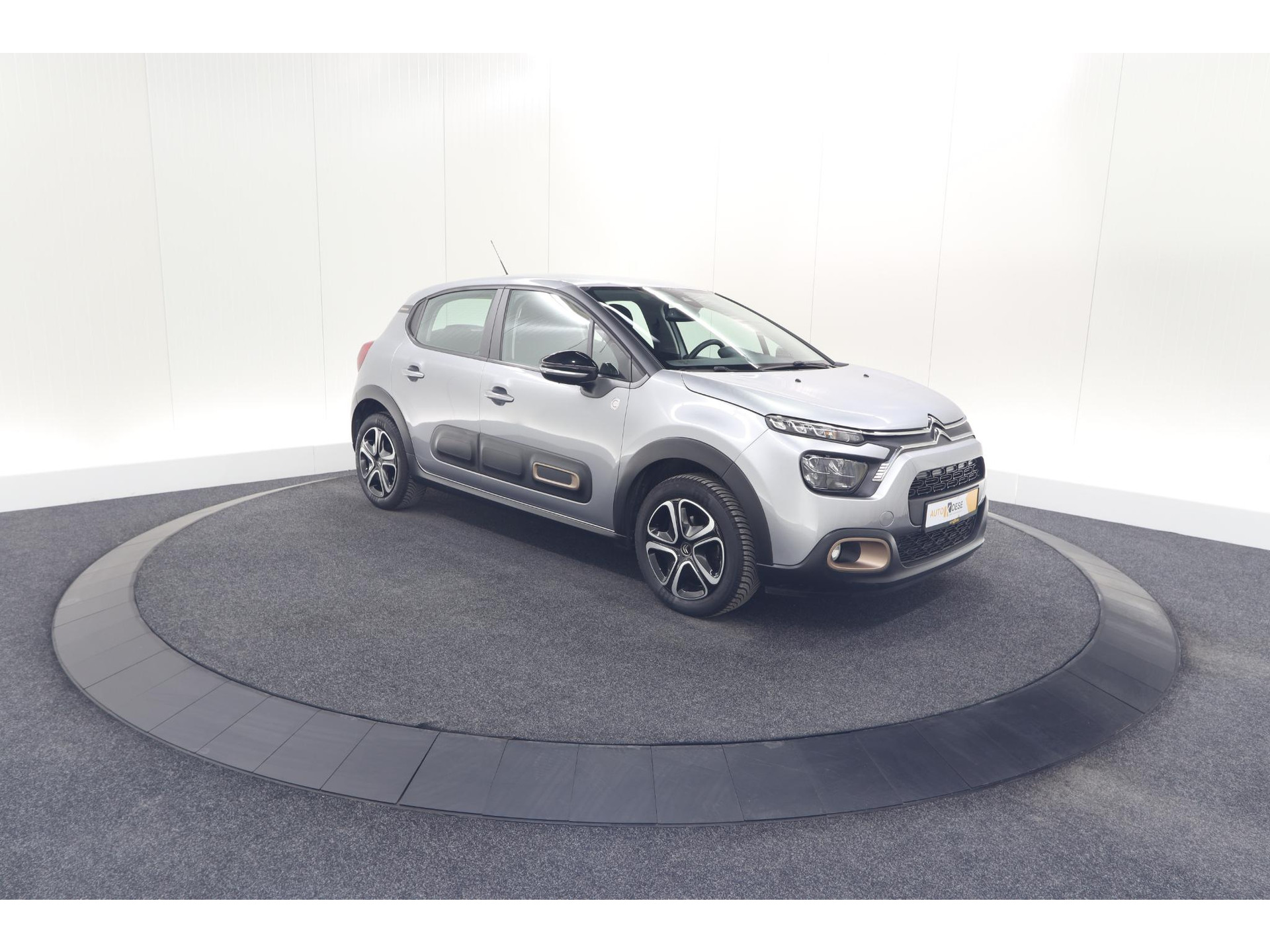 Citroen C3 PureTech 82 C-Series | Trekhaak | Stoelverwarming | Camera | Apple CarPlay