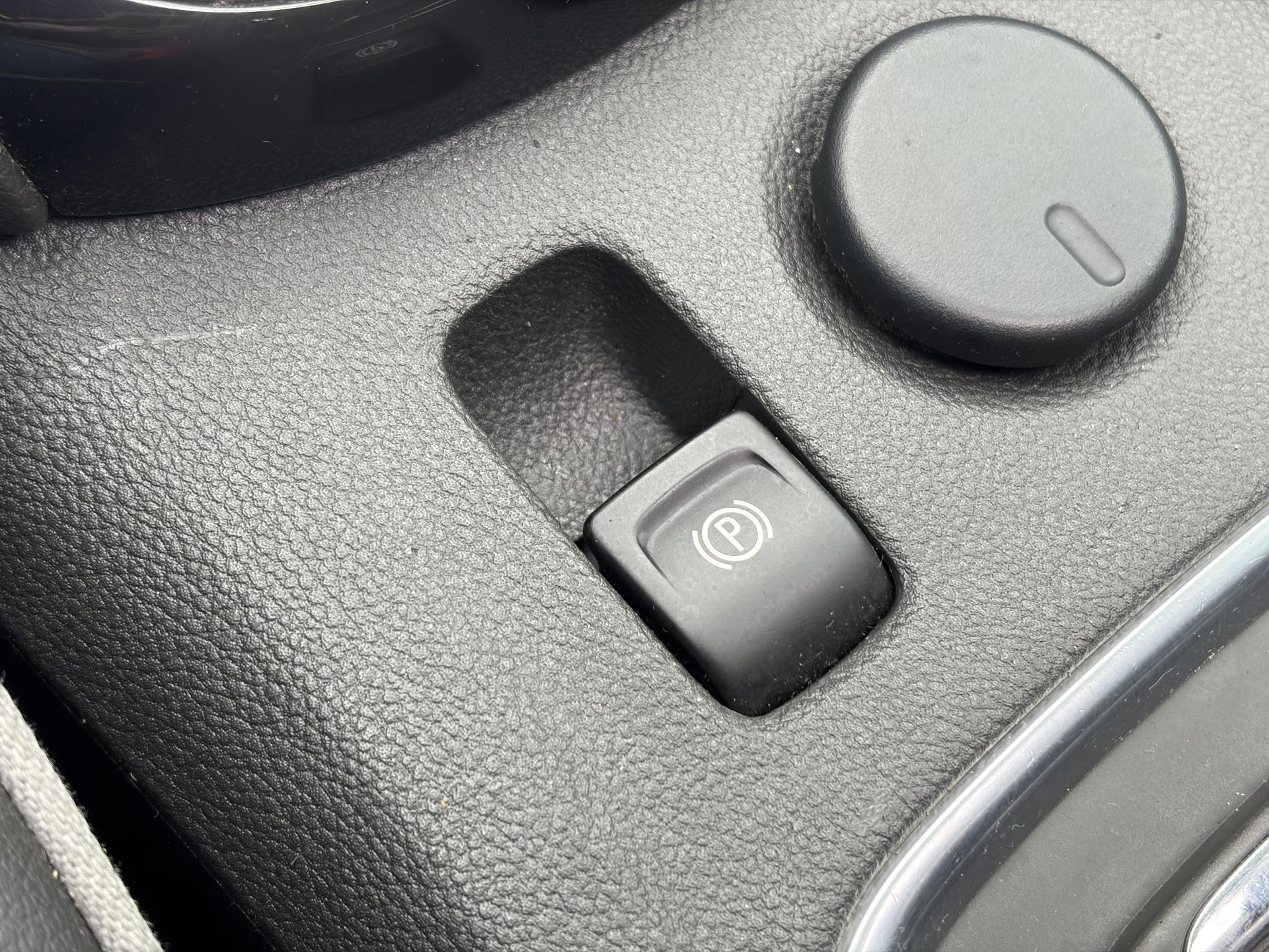 Opel Astra 1.4 Innovation ✓150pk✓Camera✓2e Eigenaar✓Carplay✓Pano✓Stoelverw✓Stuurverw✓Leder✓Navi✓Trekhaak✓Net beurt gehad✓Automaat✓Keyless✓Clima✓Cruise✓Pdc V+A✓105pk✓N.A.P✓17''Lm velgen✓Rijstrooksensor✓Apk tot 09-2027