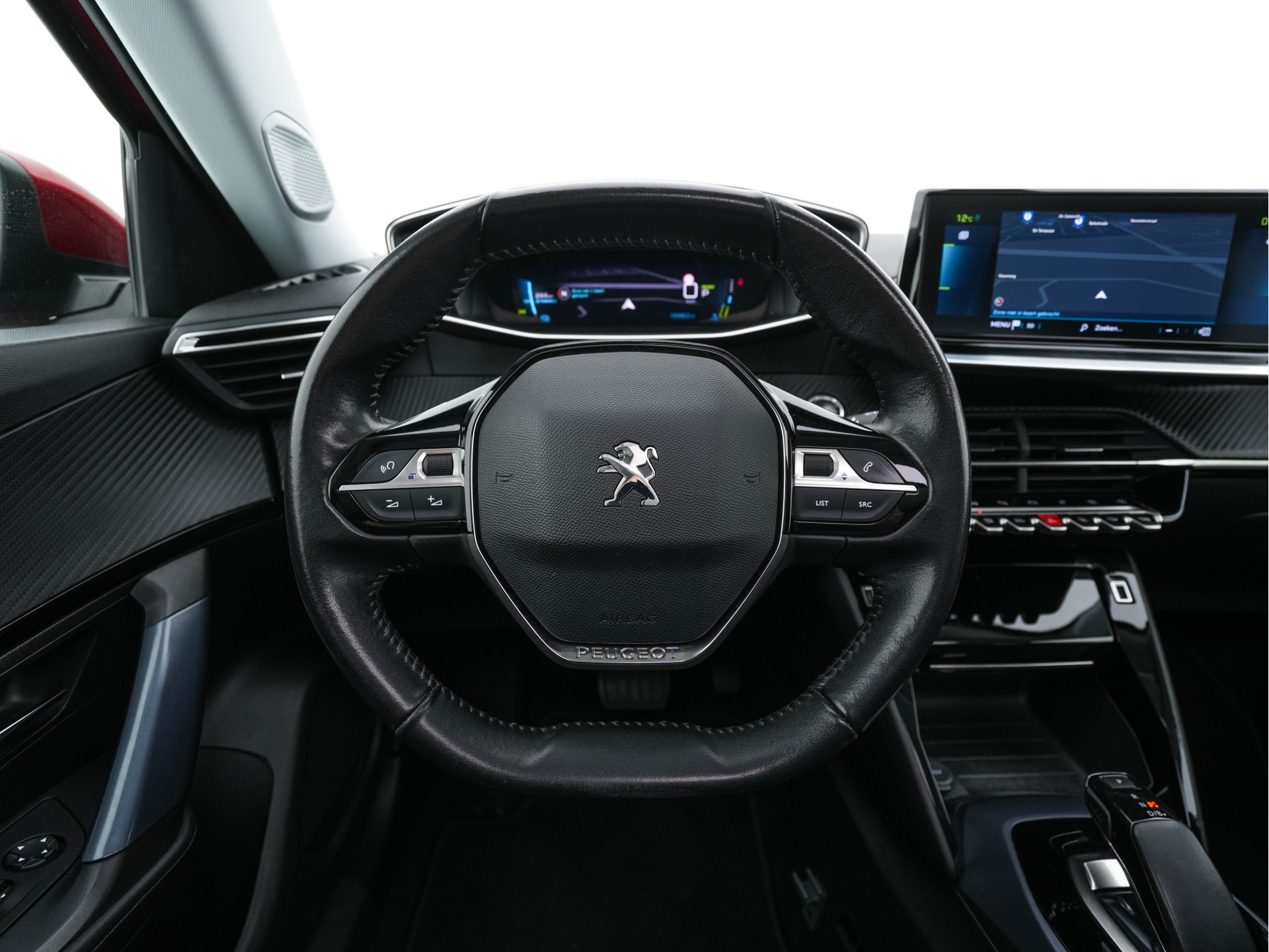 Peugeot e-2008 EV Allure 50 kWh [ 3-Fase ] {SOH-84%} (INCL-BTW) *PANO | LEATHER-FABRIC | FULL-LED | SPORT-SEATS | DIGI-COCKPIT | CAMERA | KEYLESS | PRIVACY-GLASS | DAB+ | NAVI-FULLMAP | ECC | CARPLAY | LANE-ASSIST | PDC | CRUISE | 17''ALU*