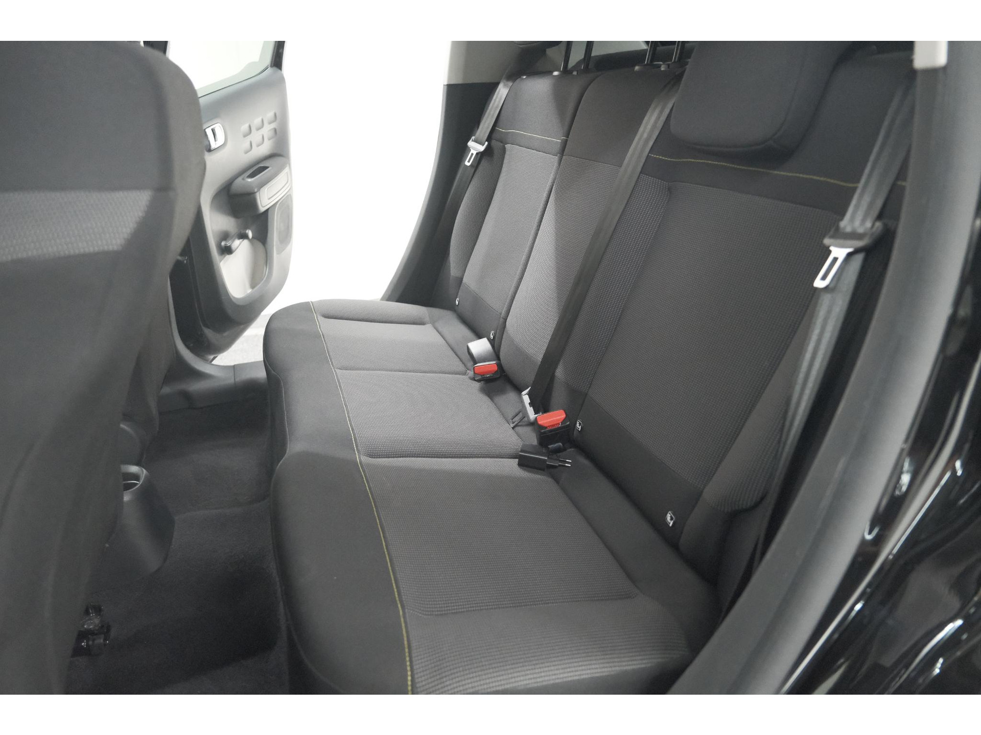 Citroen C3 PureTech 110 EAT6 Max | Apple Carplay | Parkeersensoren | Climate Control | 16 Inch Lichtmetalen Velgen